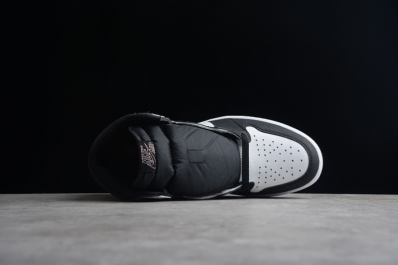 Air Jordan 1 High OG “Grey Fog” 555088-108