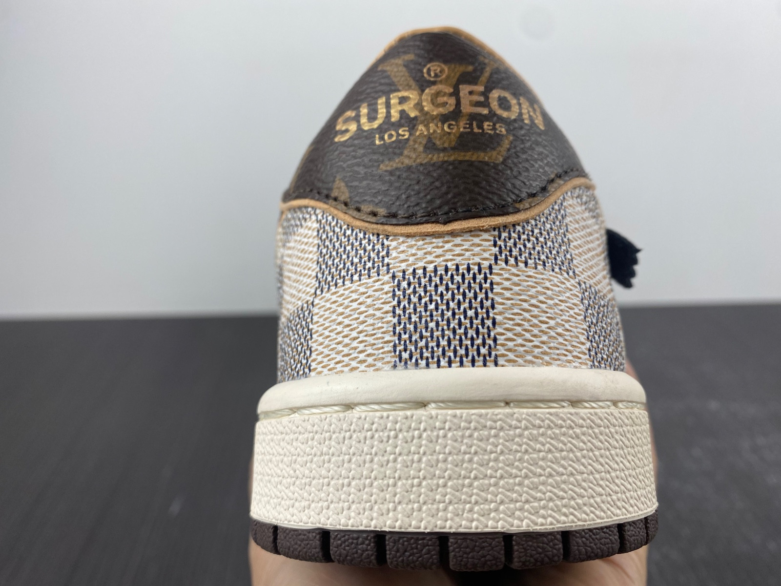 Air Jordan 1 Low L*V