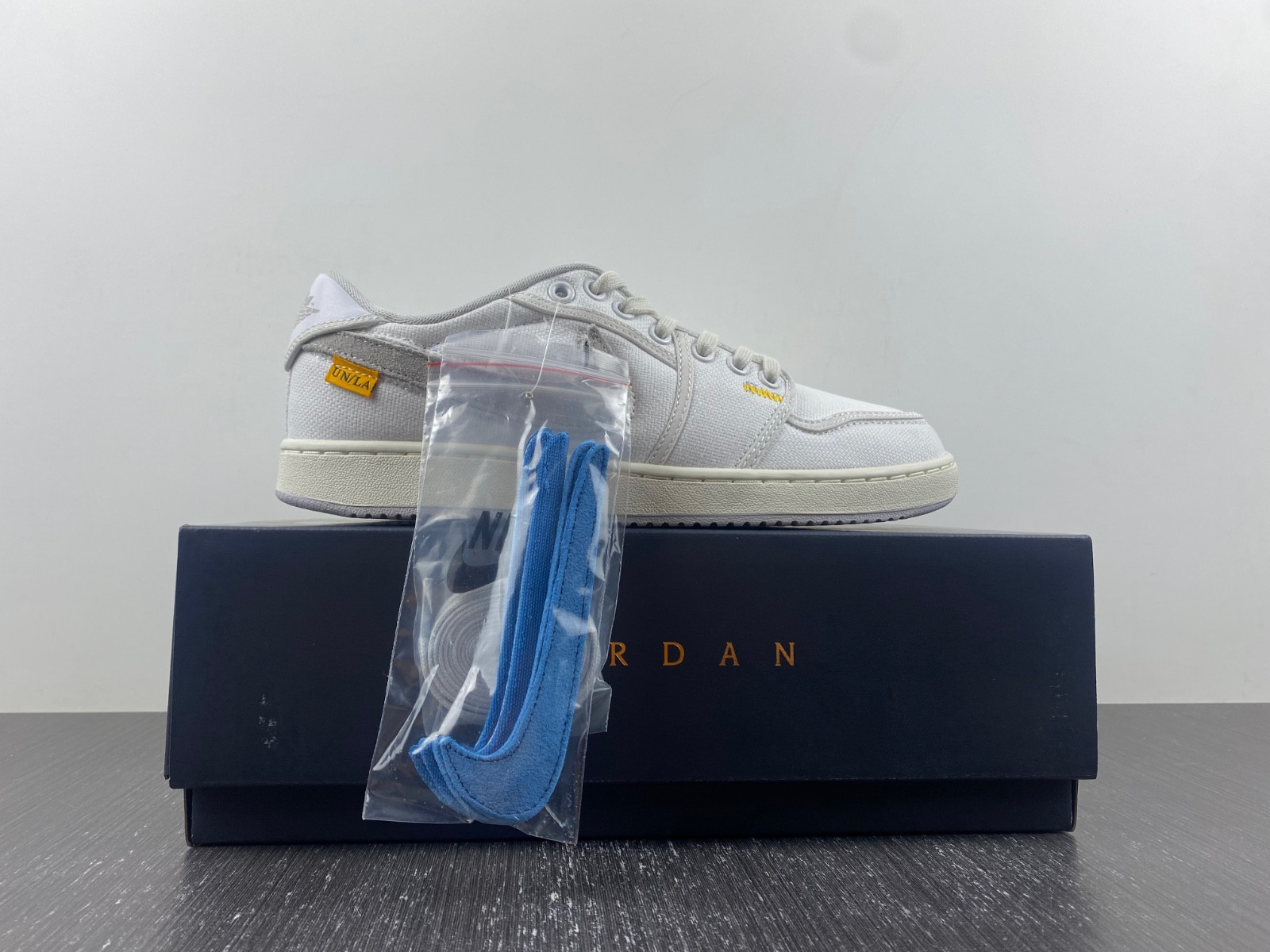 Union x AJKO 1 Low DO8912-101