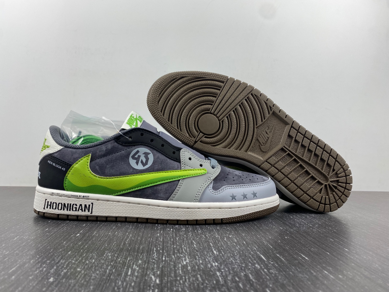 Jordan 1 Retro Low CZ0790-043