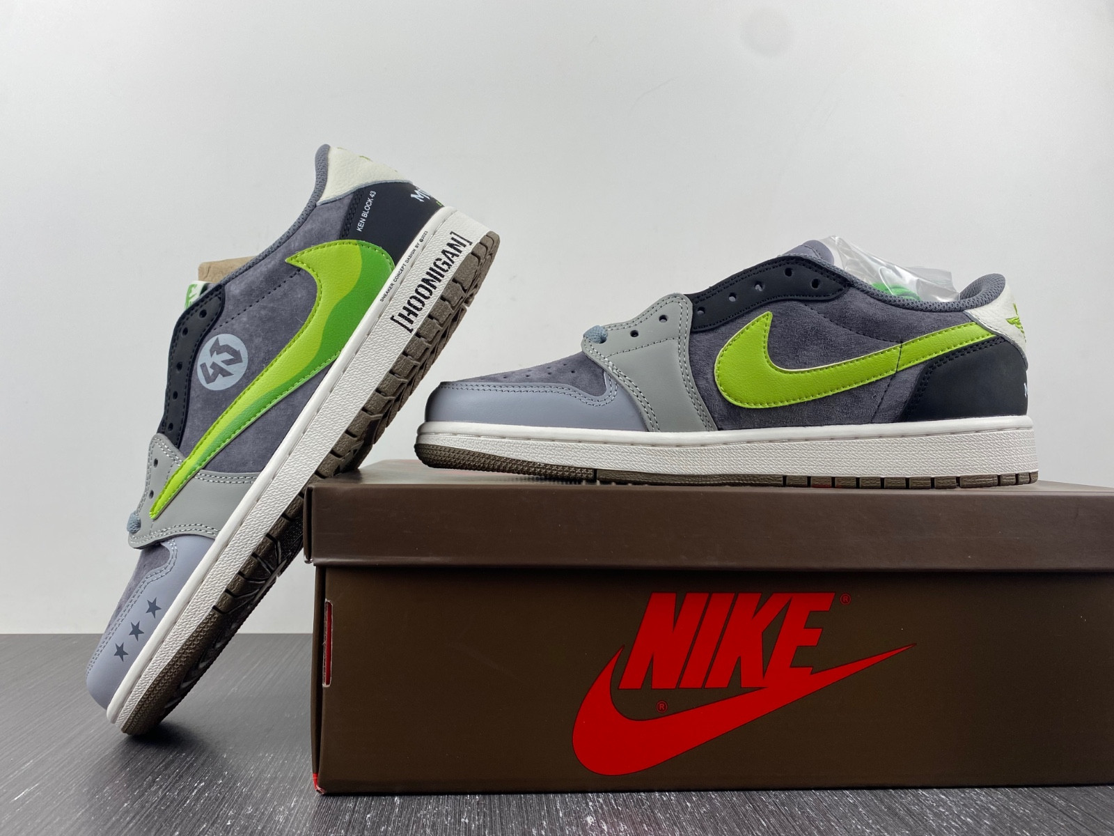 Jordan 1 Retro Low CZ0790-043