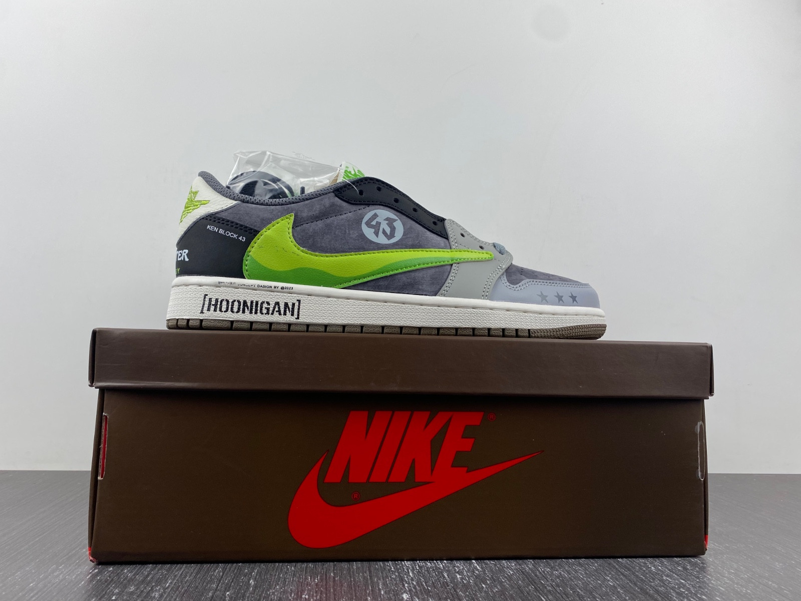 Jordan 1 Retro Low CZ0790-043