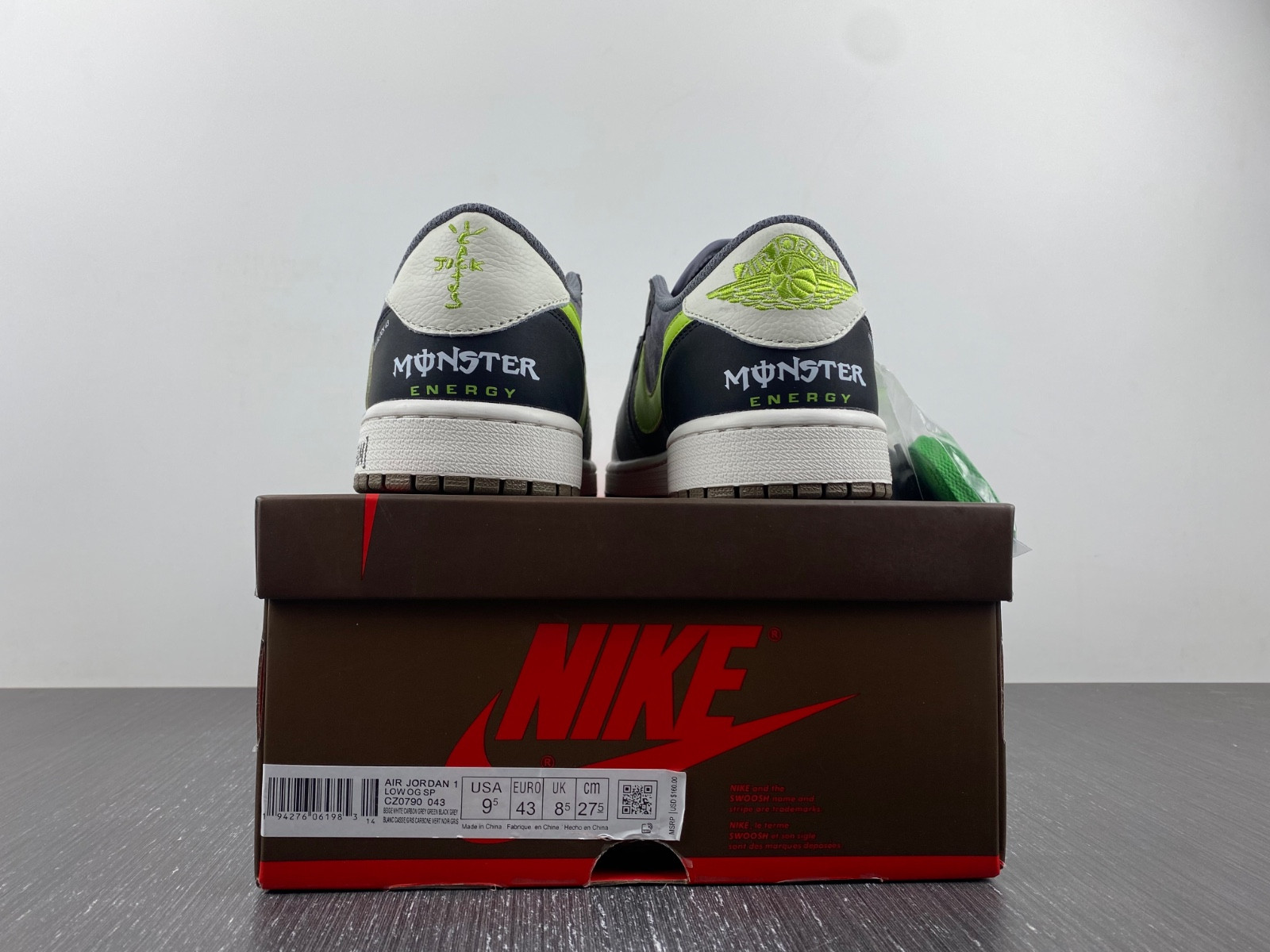 Jordan 1 Retro Low CZ0790-043