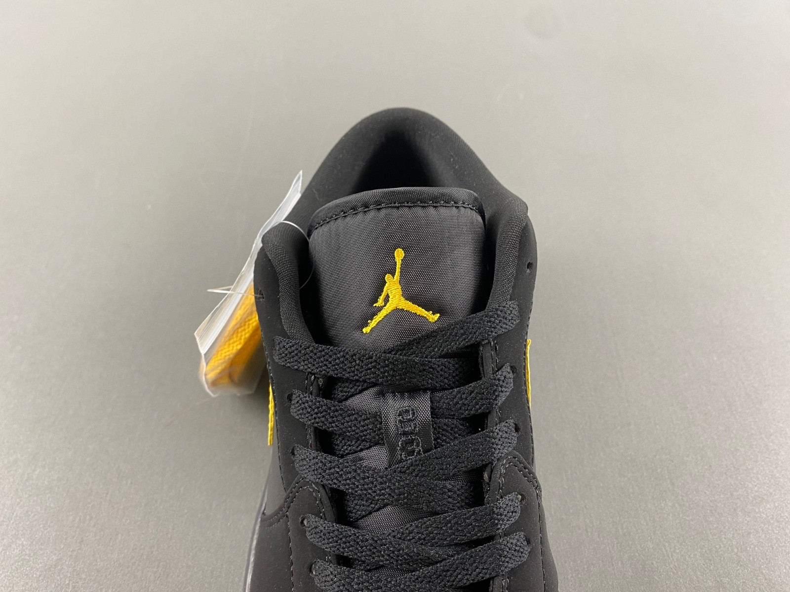 Air Jordan 1 Low 553558-071