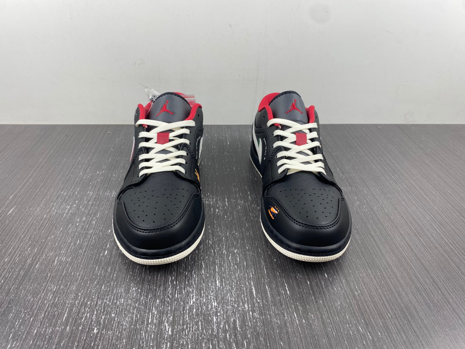 Air Jordan 1 Low “Born To Fly” FJ7073-010