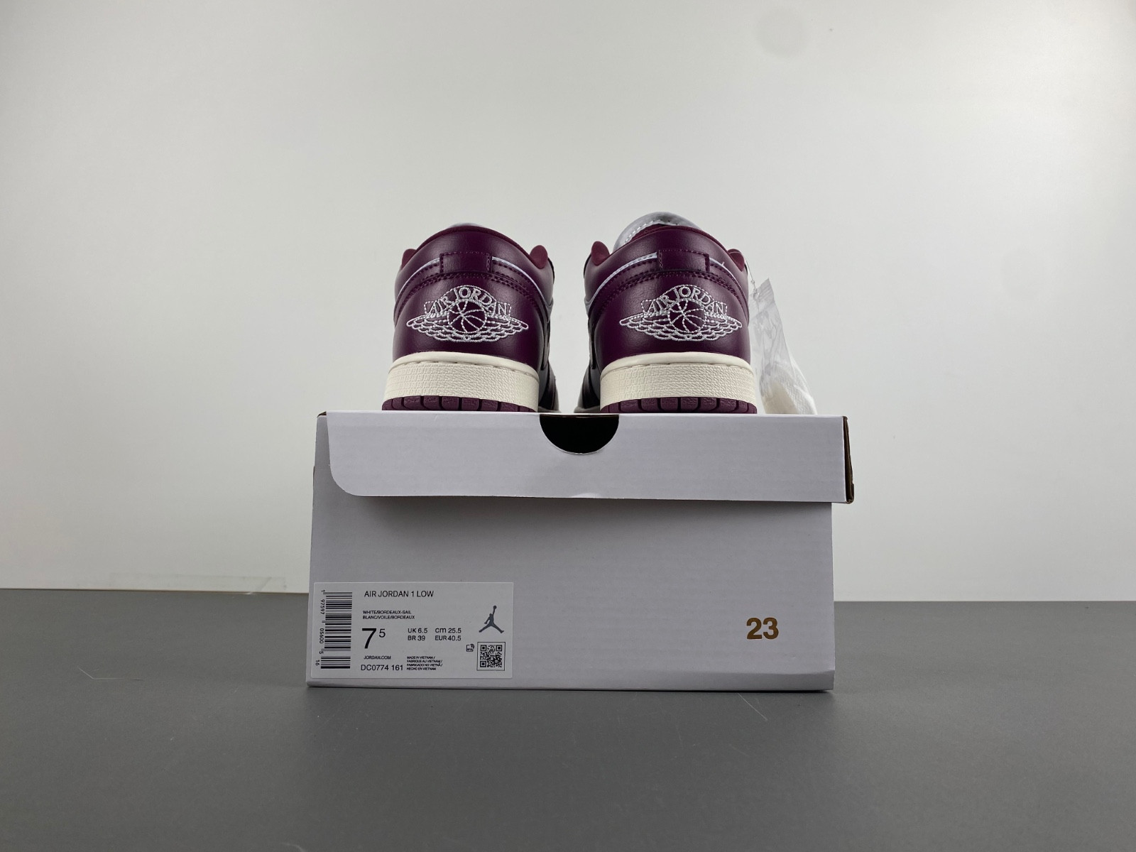 Air Jordan 1 Low DC0774-161