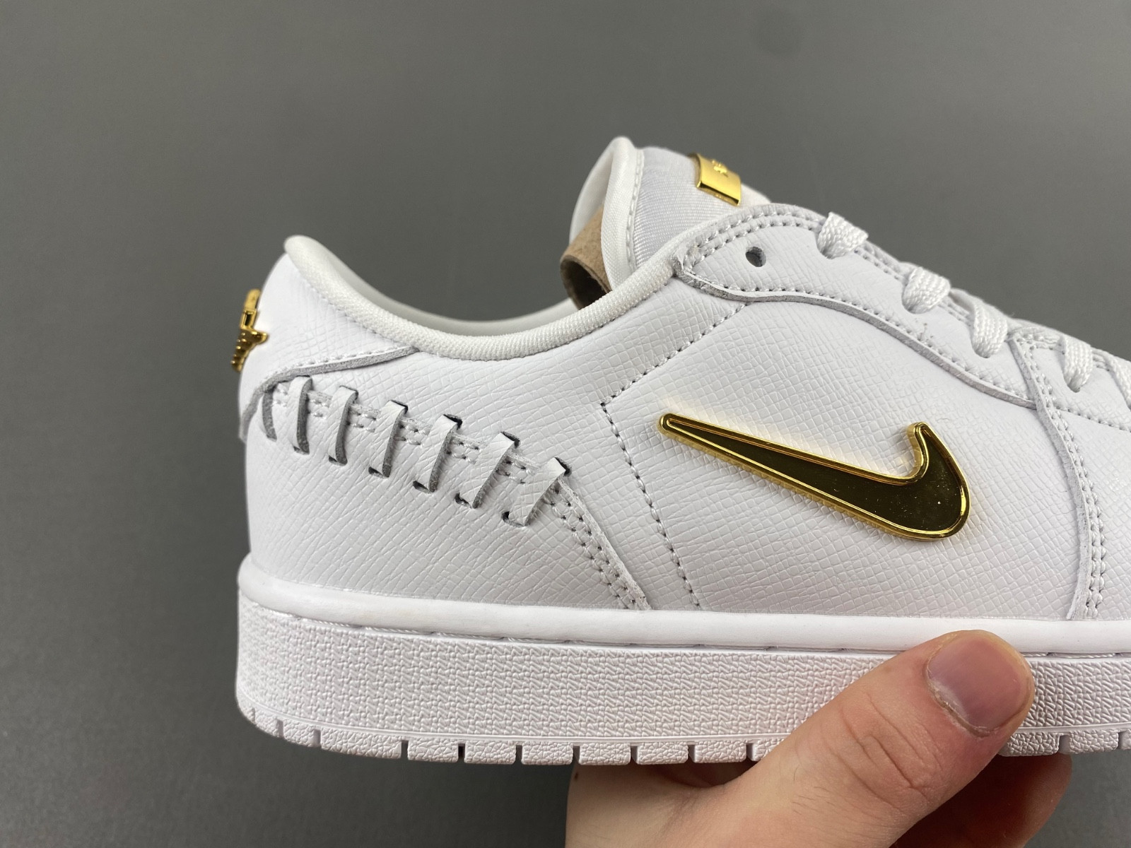 Air Jordan 1 Low Method of Make FN5032-100