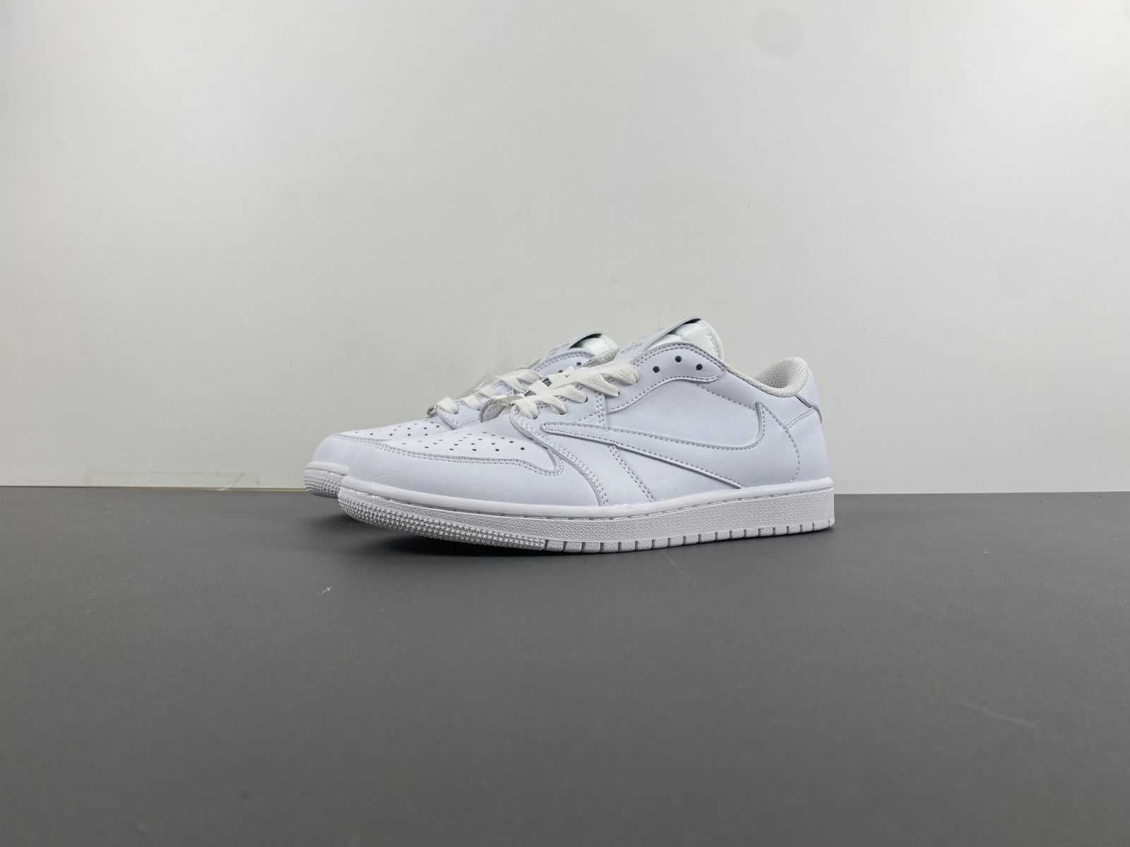 Travis Scott x Air Jordan 1 Low DM7866-292