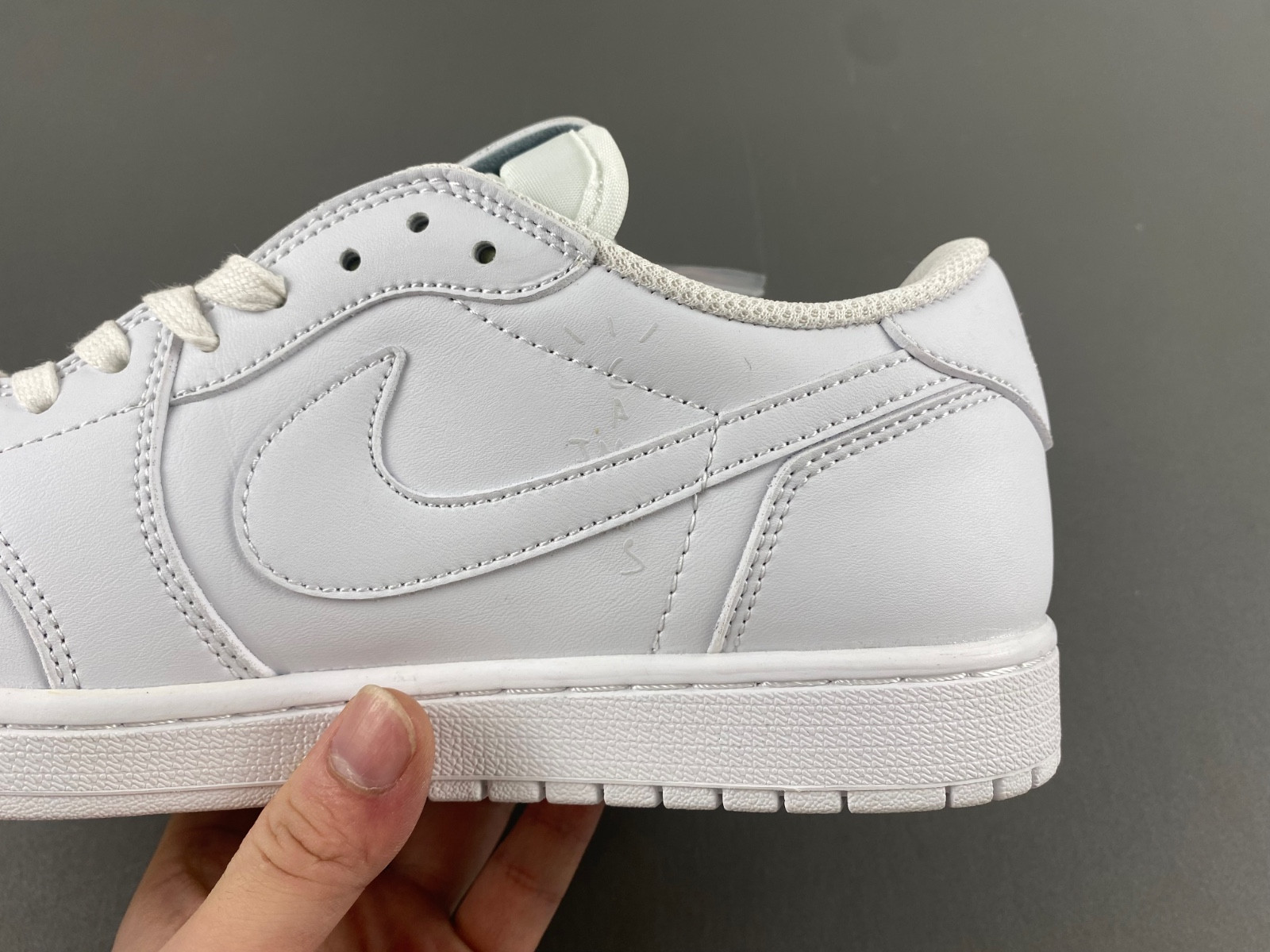 Travis Scott x Air Jordan 1 Low DM7866-292
