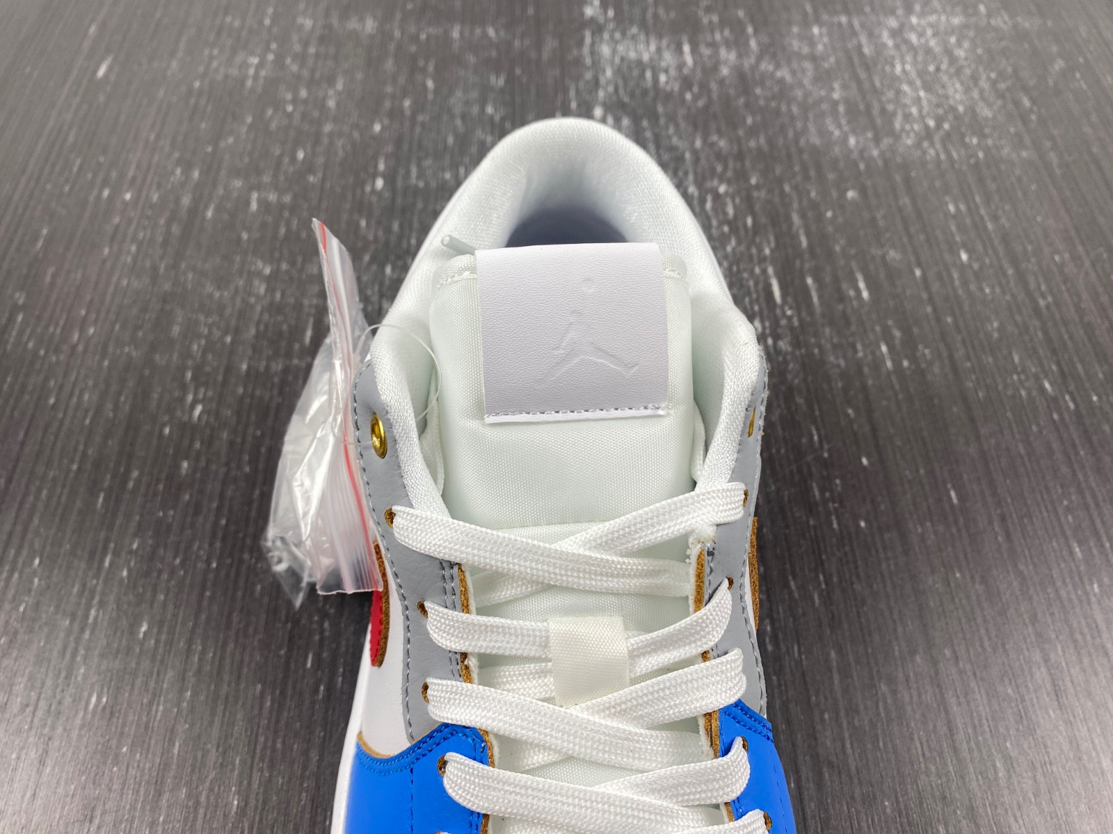 Air Jordan 1 Low “Philippines” FN8901-164