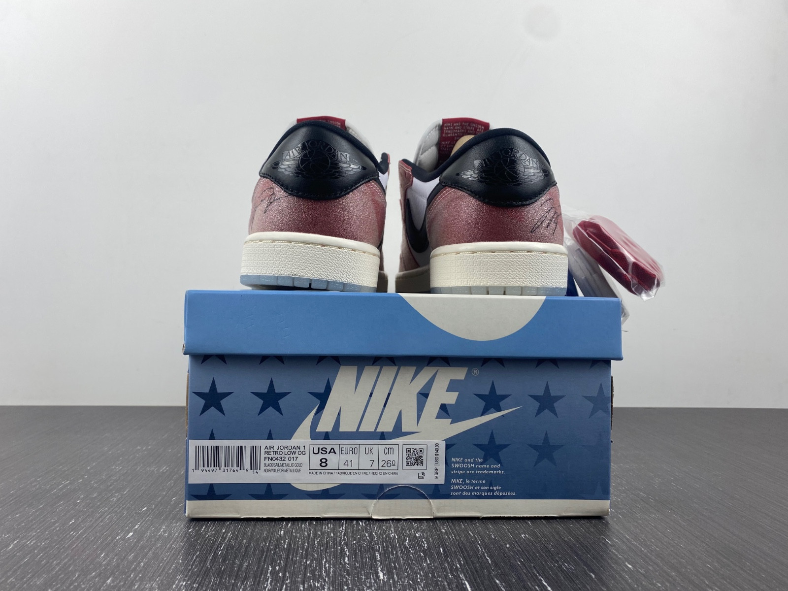 Trophy Room x Air Jordan 1 Low FN0432-017