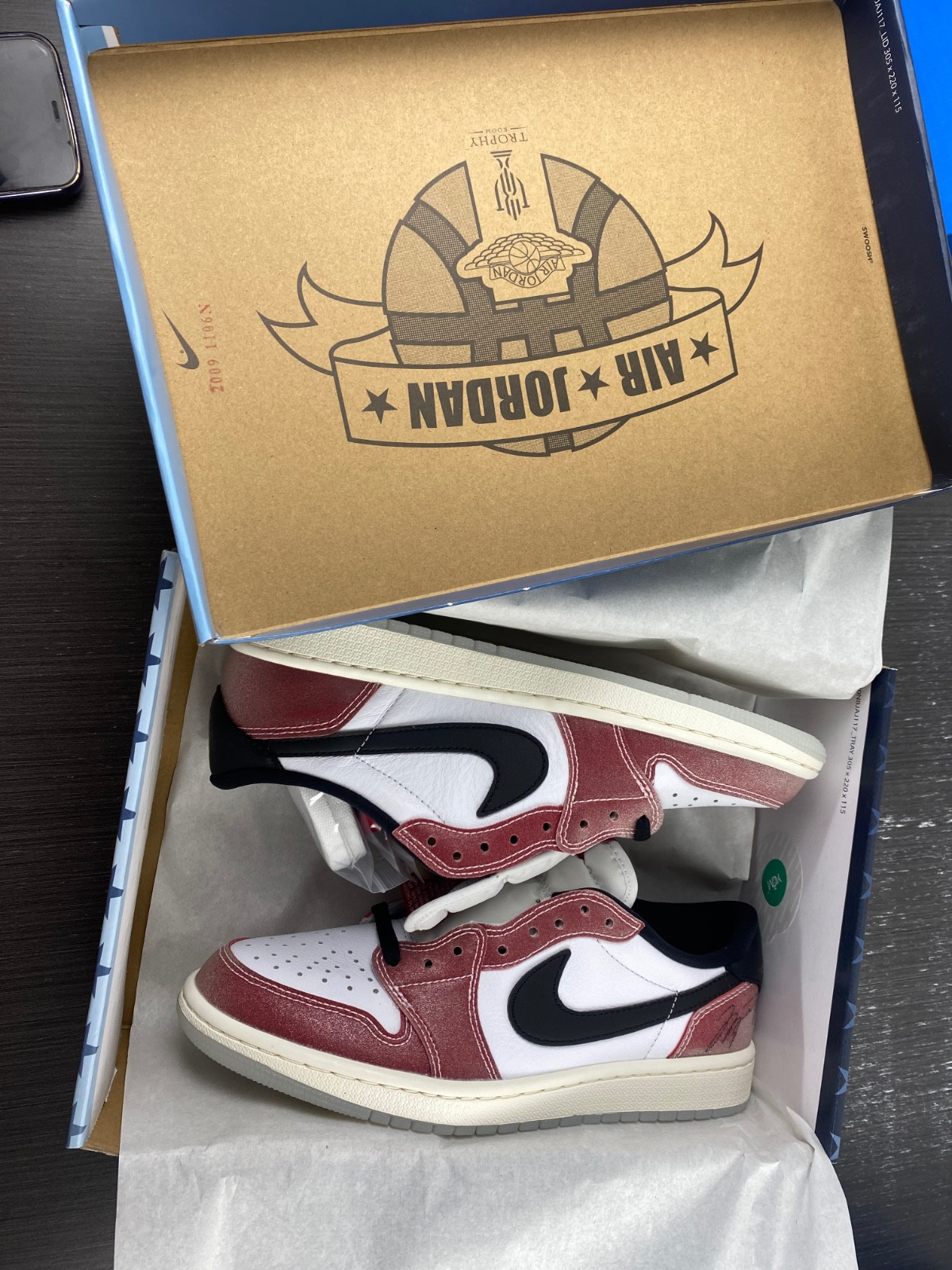 Trophy Room x Air Jordan 1 Low FN0432-017
