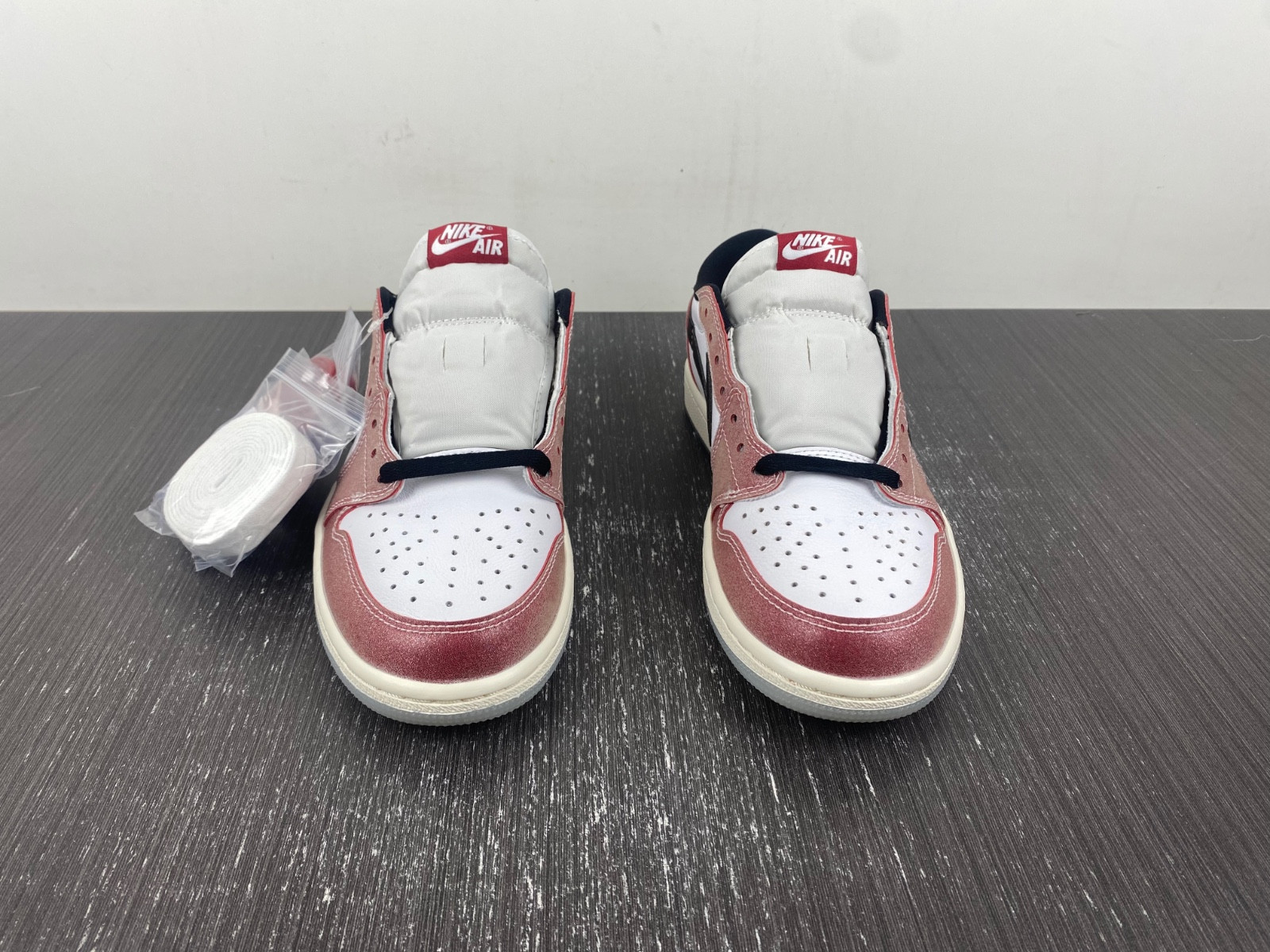 Trophy Room x Air Jordan 1 Low FN0432-017