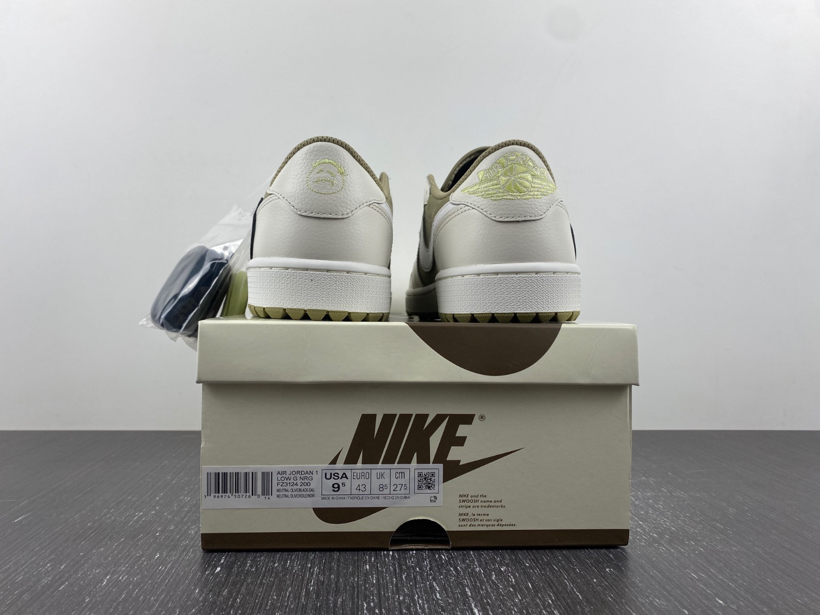 Travis Scott x Air Jordan 1 Low Golf FZ3124-200