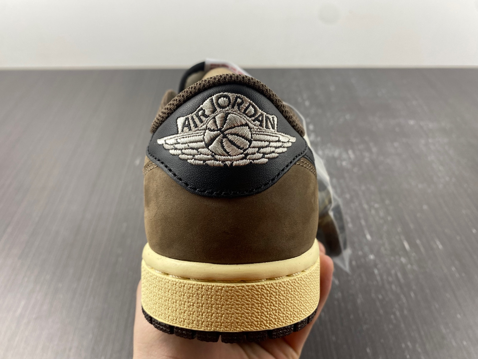 Air Jordan 1 Low CQ4277-105