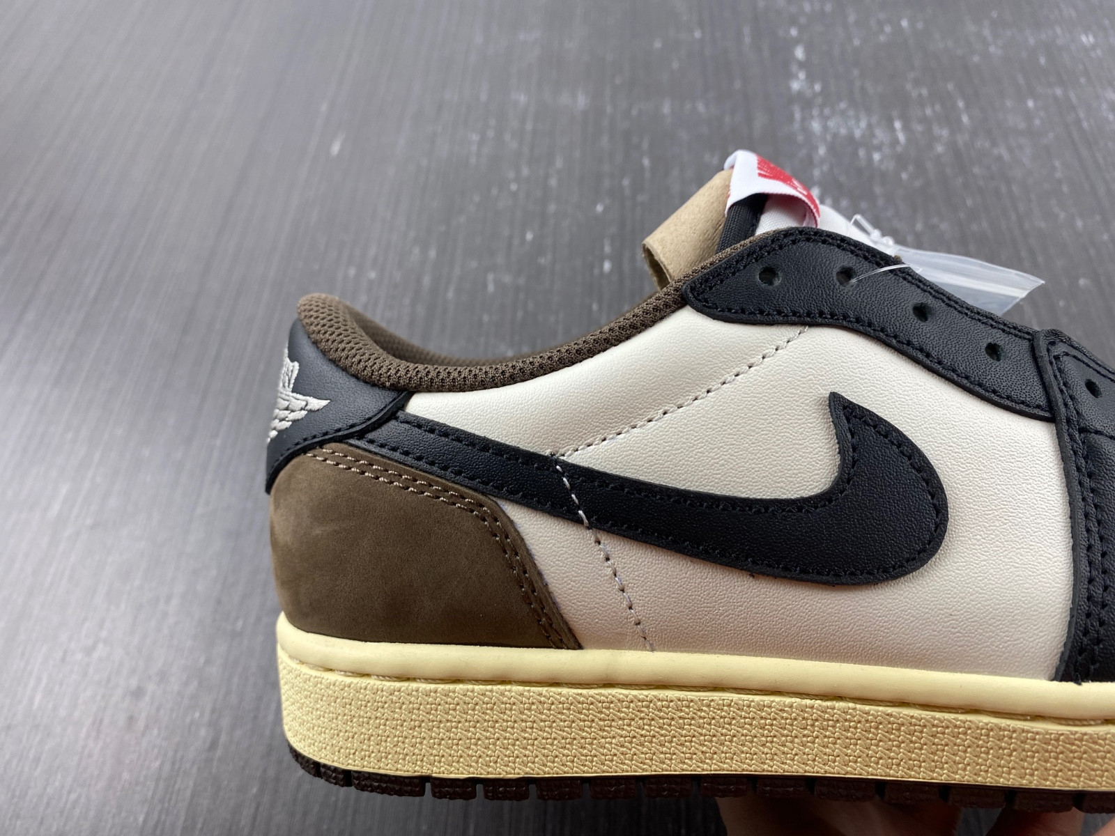 Air Jordan 1 Low CQ4277-105