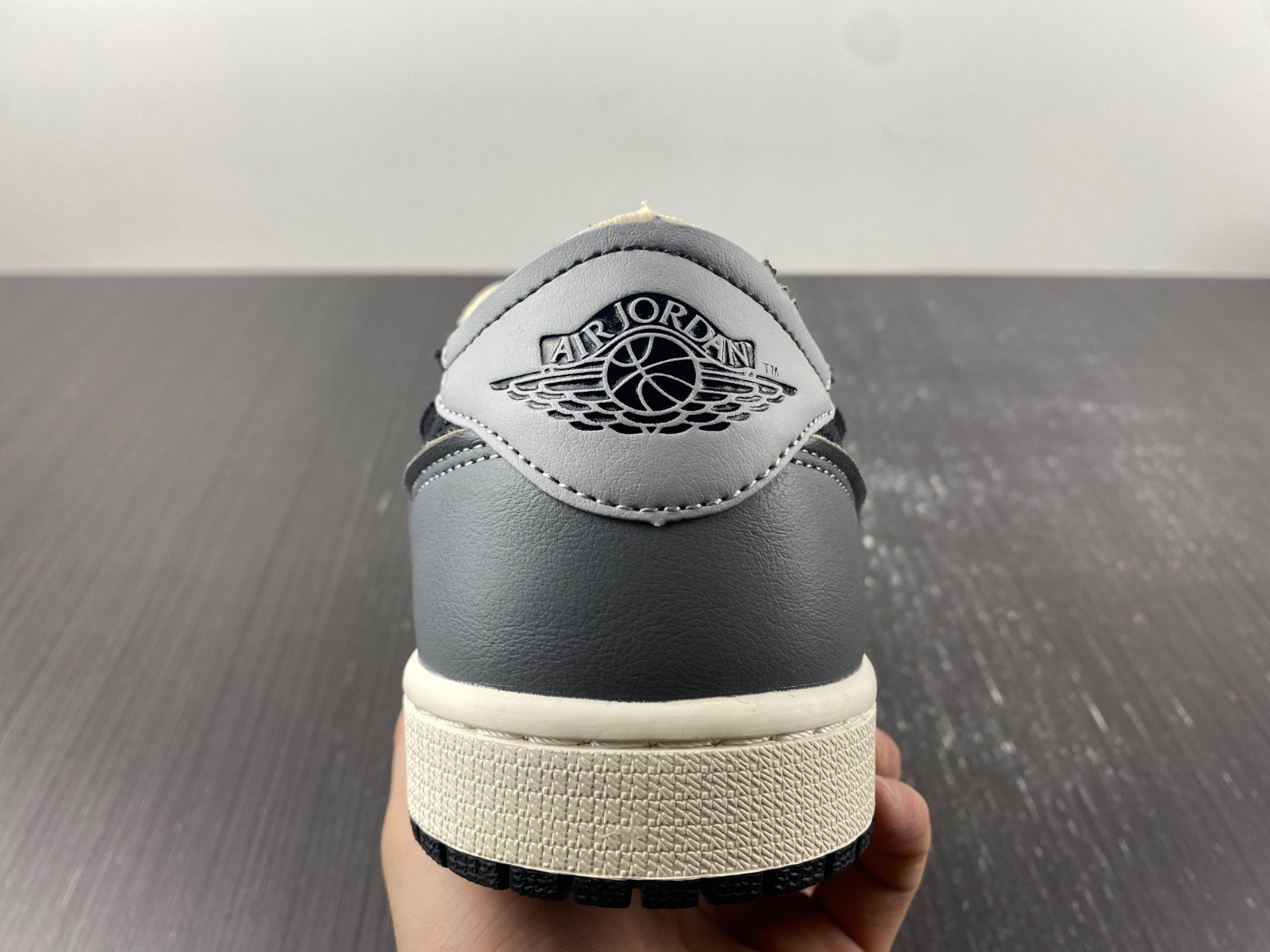 Jordan 1 Low OG EX Black Smoke Grey DV0982-006