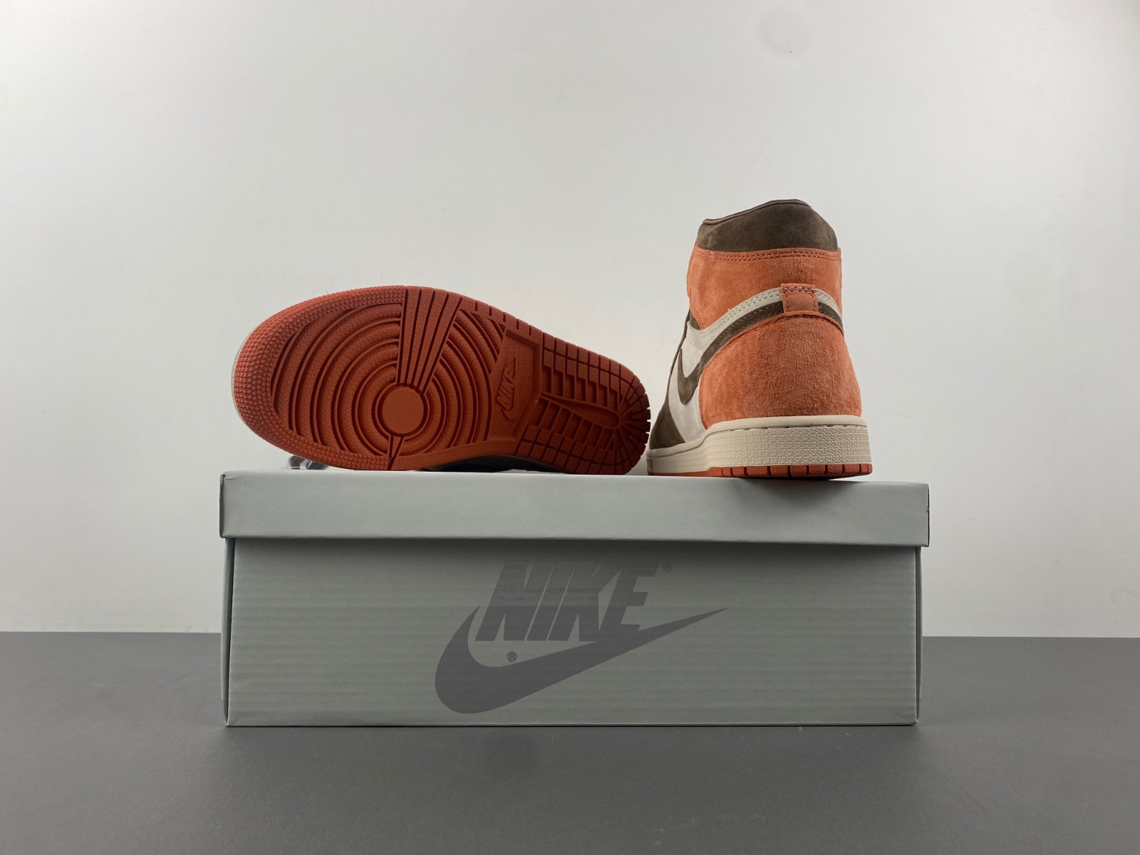 Air Jordan 1 High OG WMNS “Cacao Wow” FQ2941-200