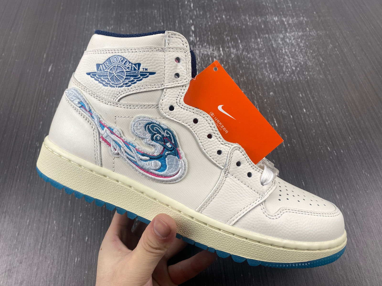 Michelle Wie West x Air Jordan 1 High Golf “Pebble Beach” FV3565-100