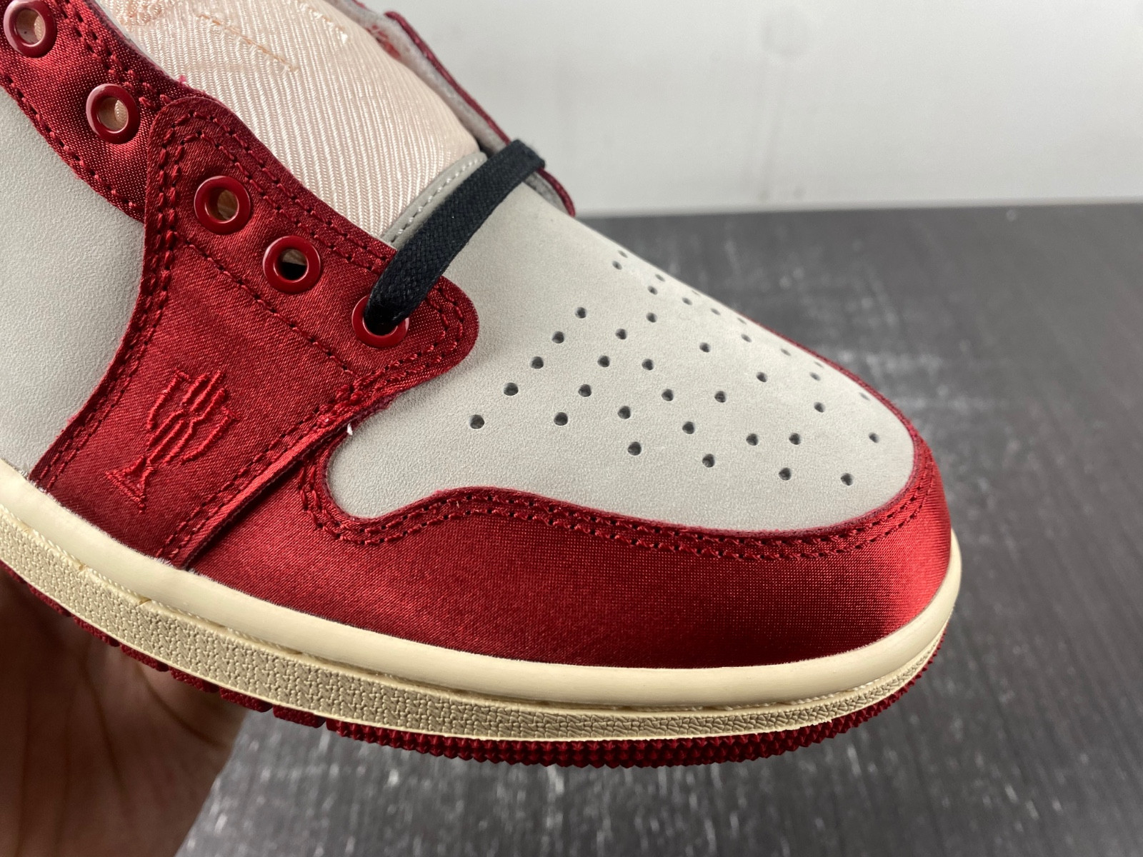 Trophy Room x Air Jordan 1 Low OG “Home” FN0432-100