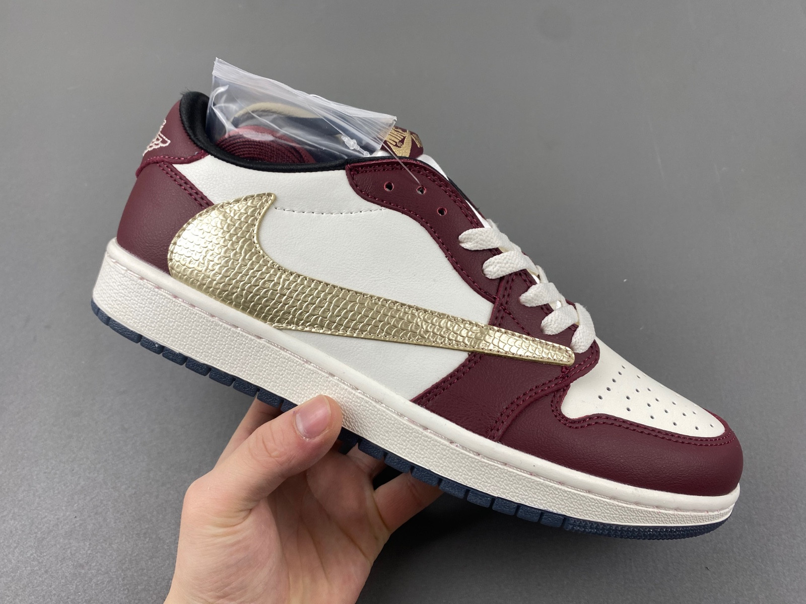 Air Jordan 1 Low OG “Year of the Dragon FJ5735-100