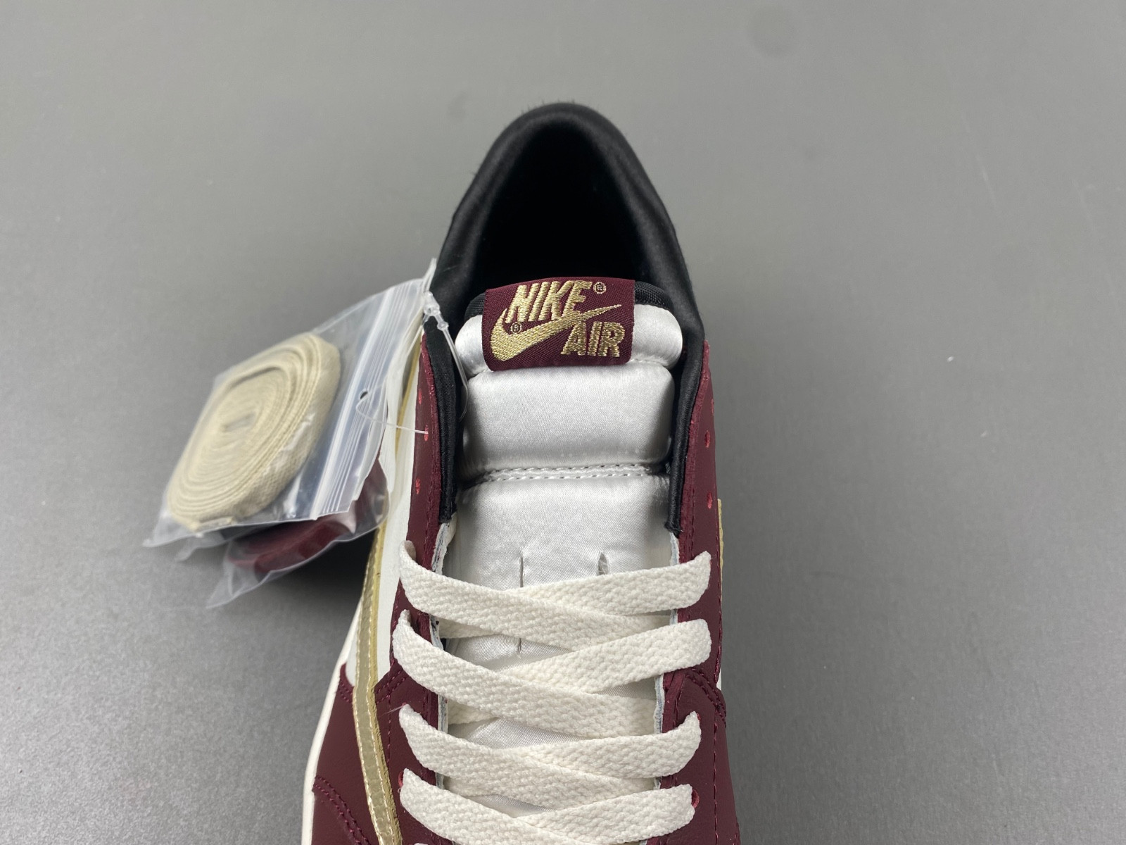 Air Jordan 1 Low OG “Year of the Dragon FJ5735-100