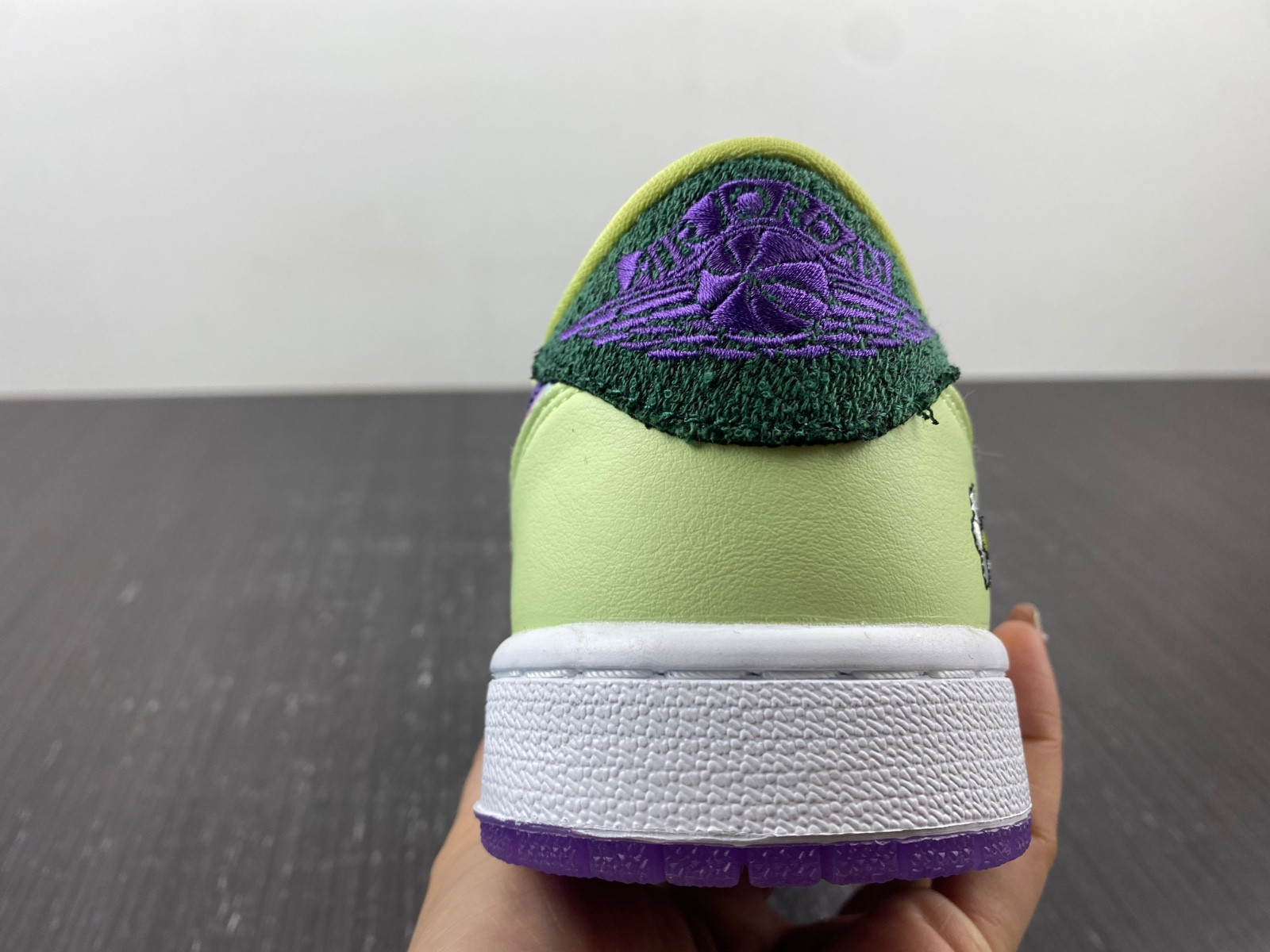 Air Jordan 1 Low OG “Doernbecher”  FD9665-351