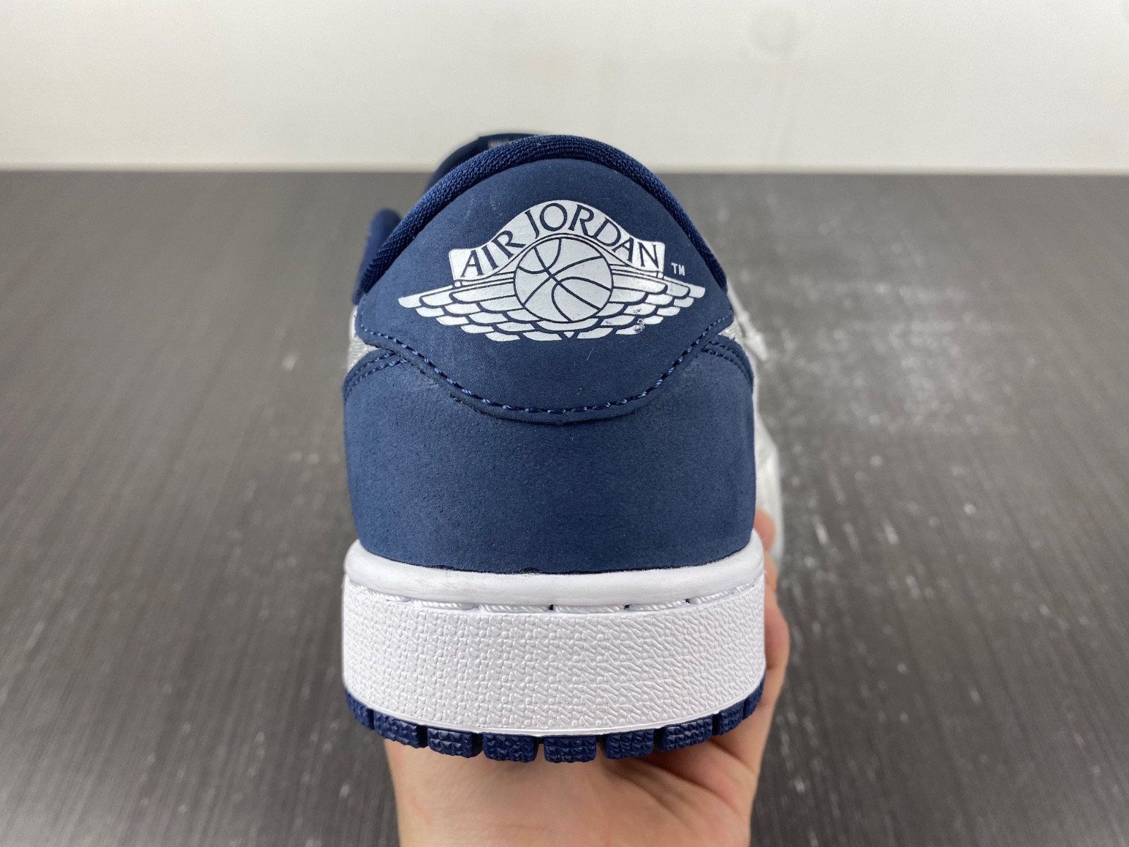 Nike SB x Air Jordan 1 Low CJ7891-400
