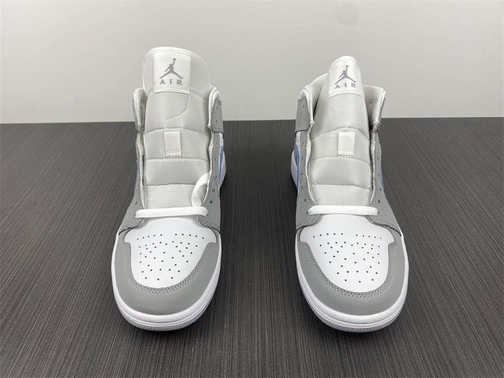Air Jordan 1 Mid WMNS BQ6472-105