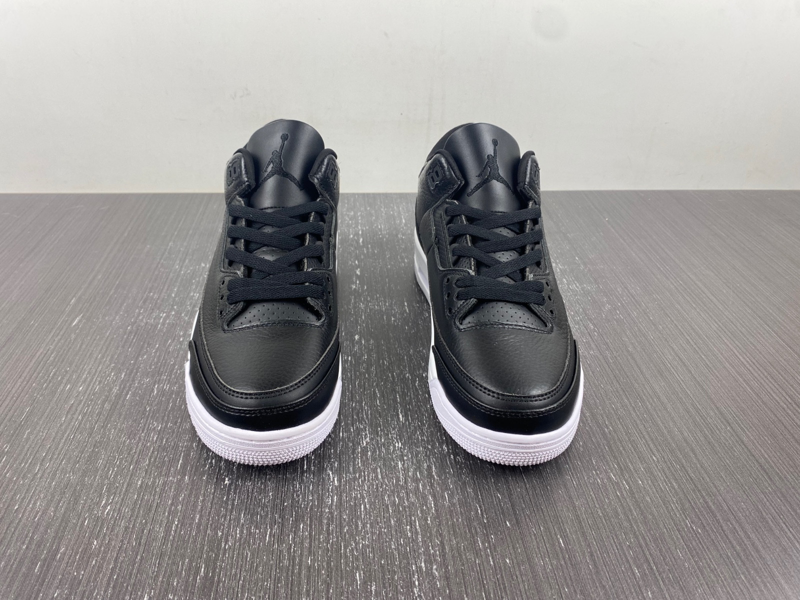 Air Jordan 3 “Cyber Monday” 136064-020