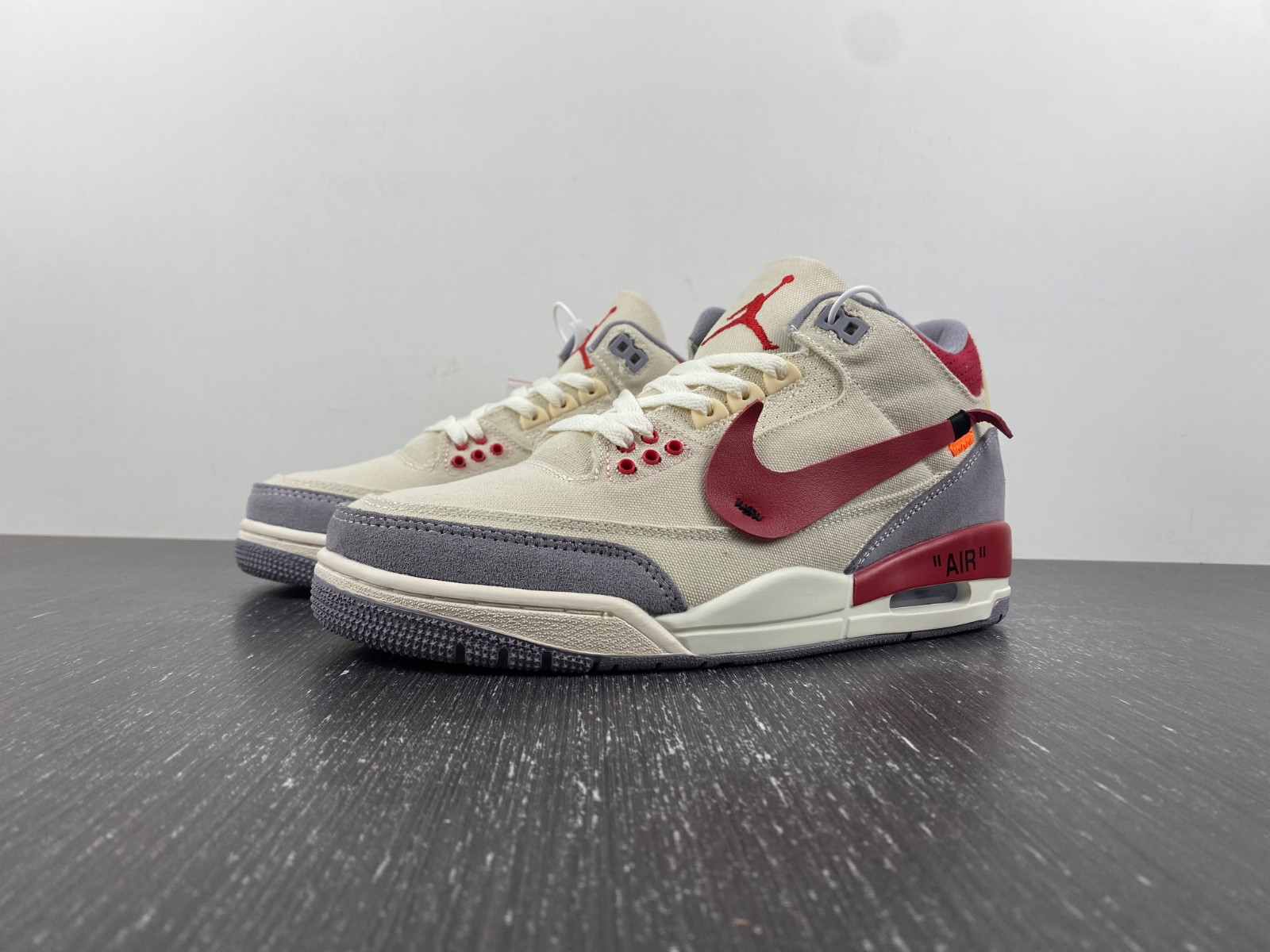 Travis Scott x Air Jordan 3 “Palomino” DH7139-123