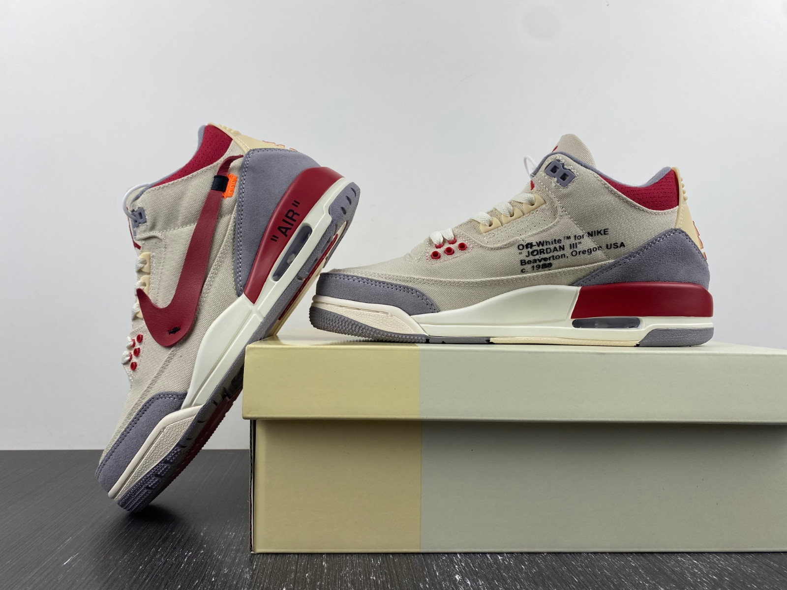 Travis Scott x Air Jordan 3 “Palomino” DH7139-123