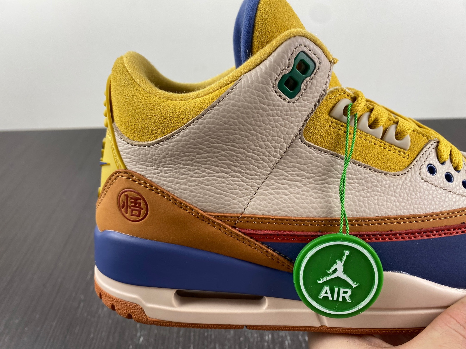 Air Jordan 3 DX6660-900