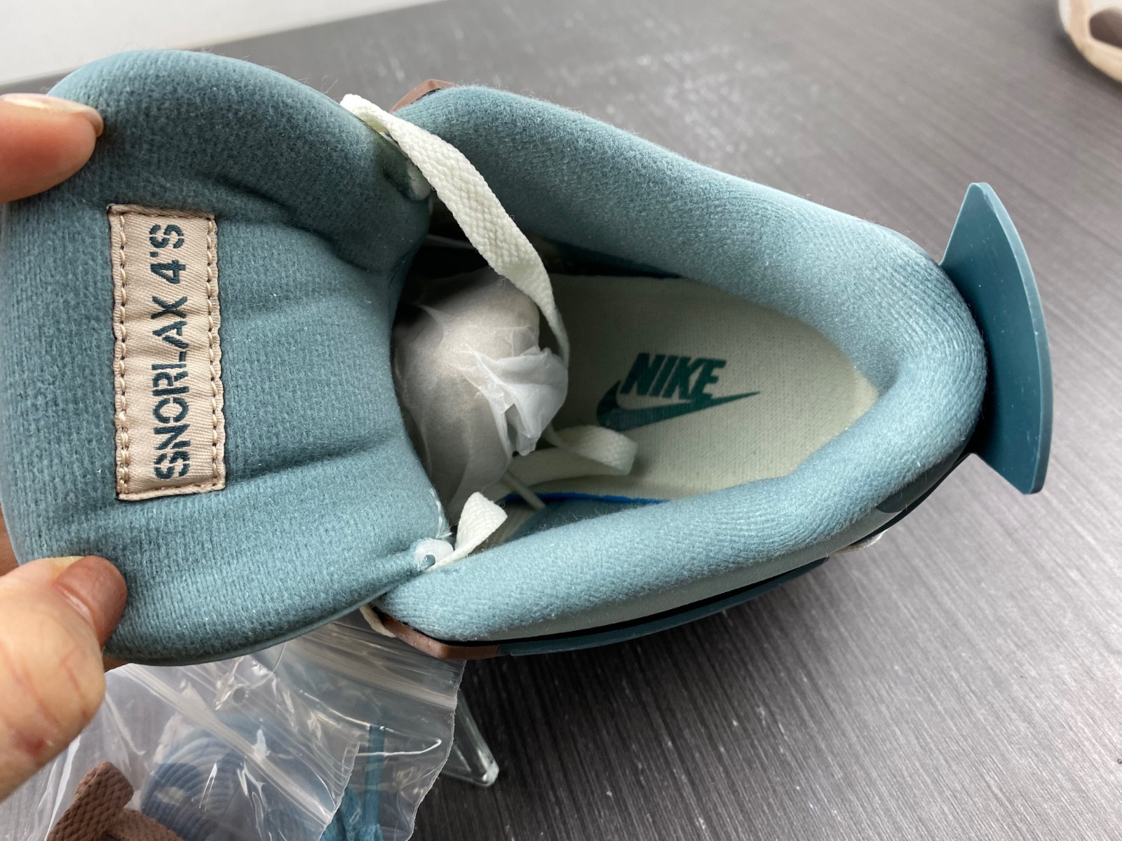 Jordan 4 X Snorlax
