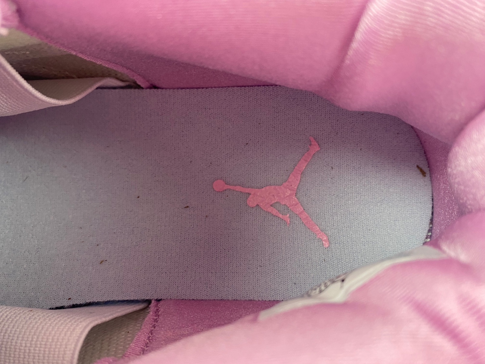 Air Jordan 4 CT8527-116