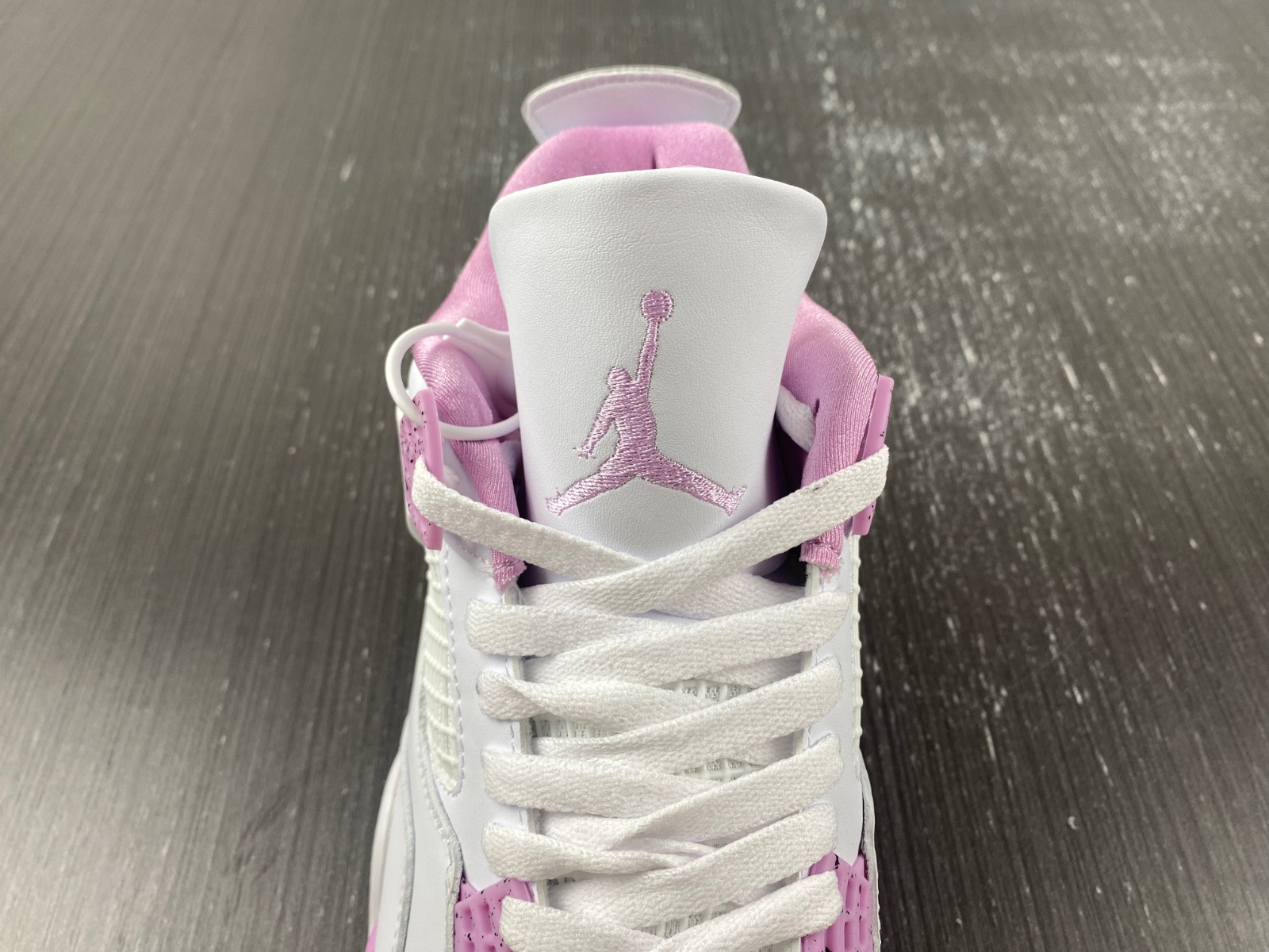 Air Jordan 4 CT8527-116