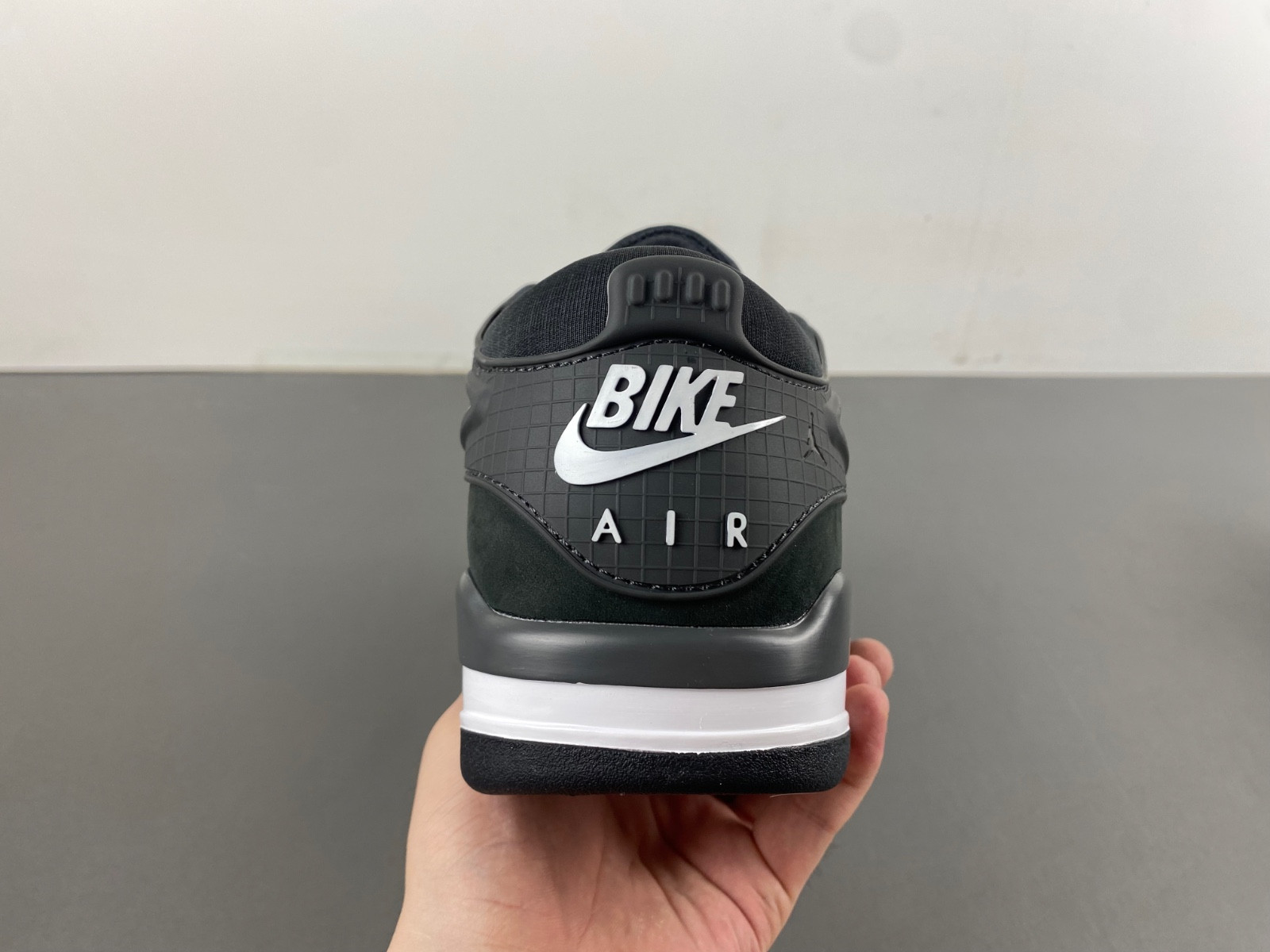 Nigel Sylvester x Air Jordan 4 RM “Driveway Grey” HF4334-004