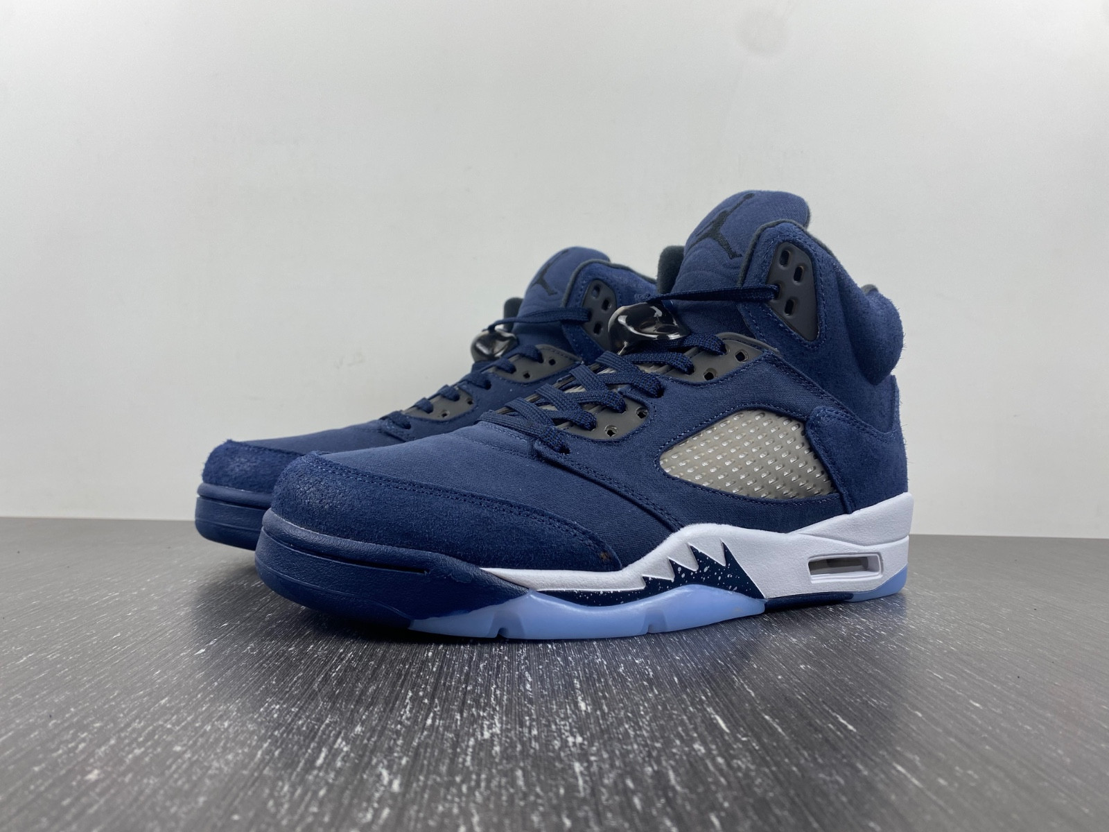 Air Jordan 5 “Georgetown” FD6812-400