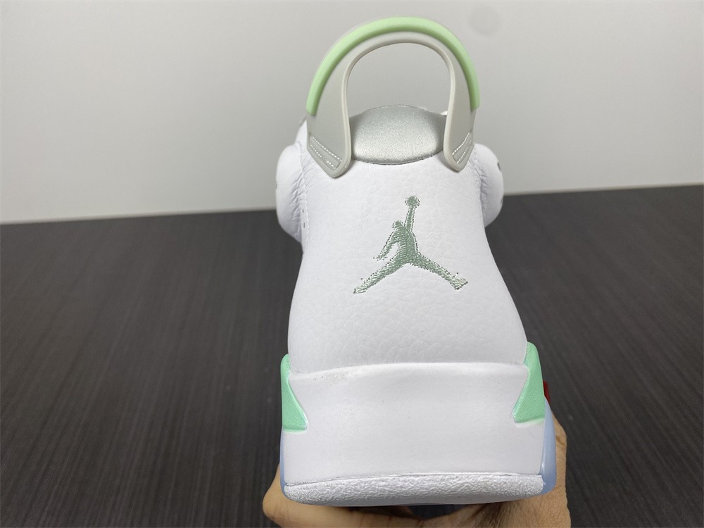 nike air jordan 6 “T*f*ny” dq4914-103