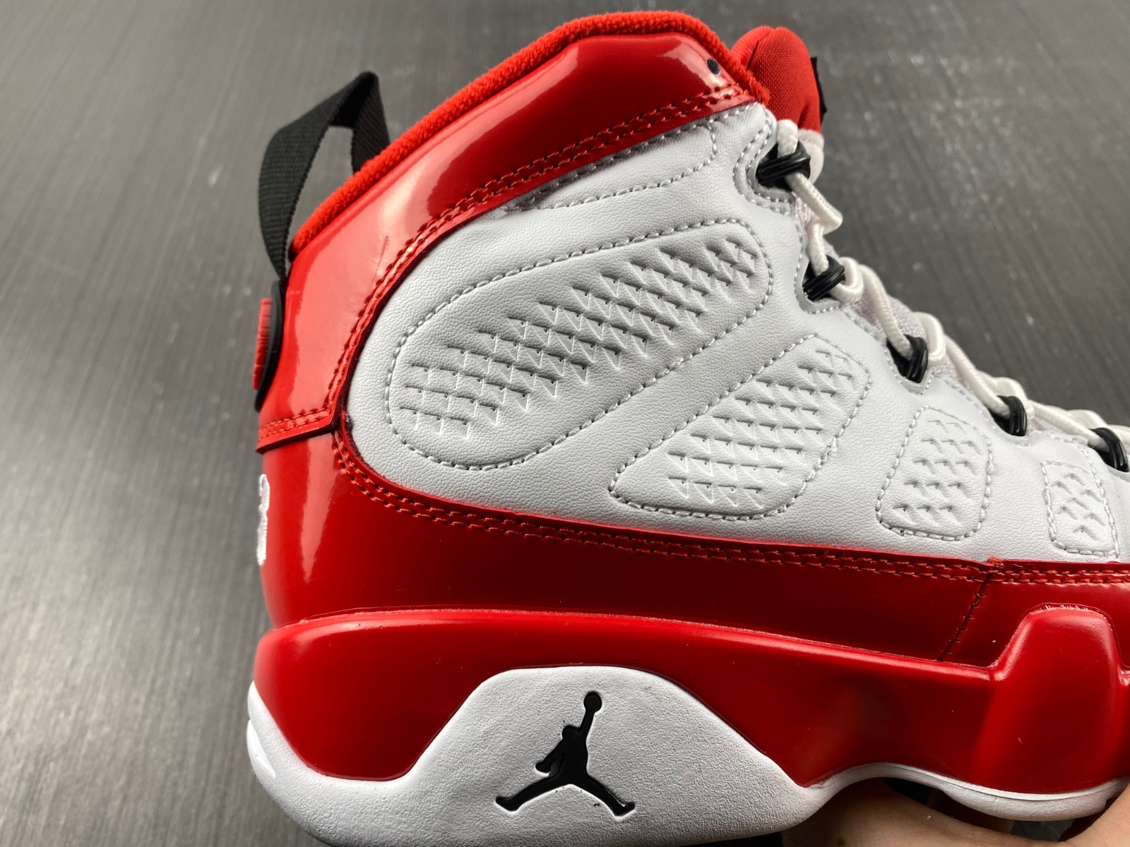 Air Jordan 9 “Gym Red”  302370-160