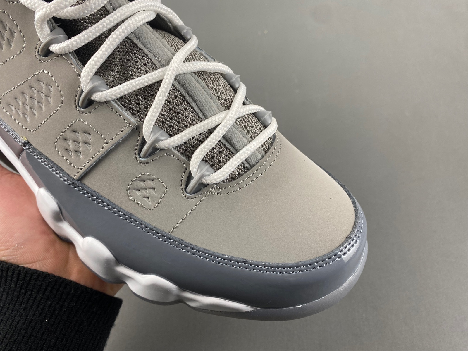 Air Jordan 9