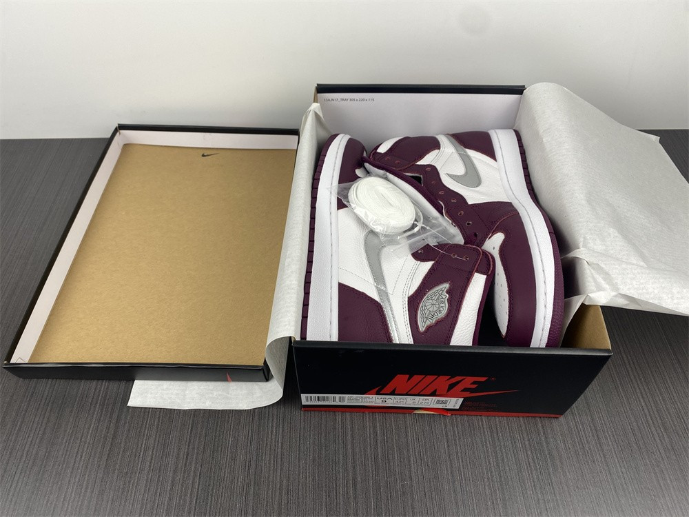 Air Jordan 1 High OG Volt Gold 555088-611