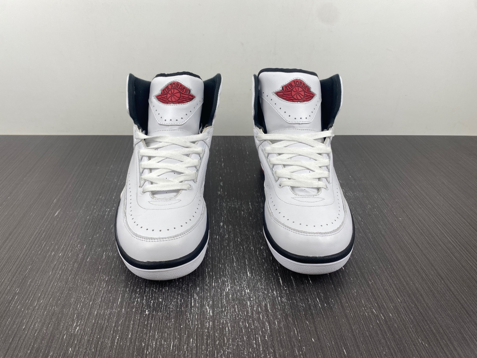 Air Jordan 2 OG “Chicago” DX2454-106