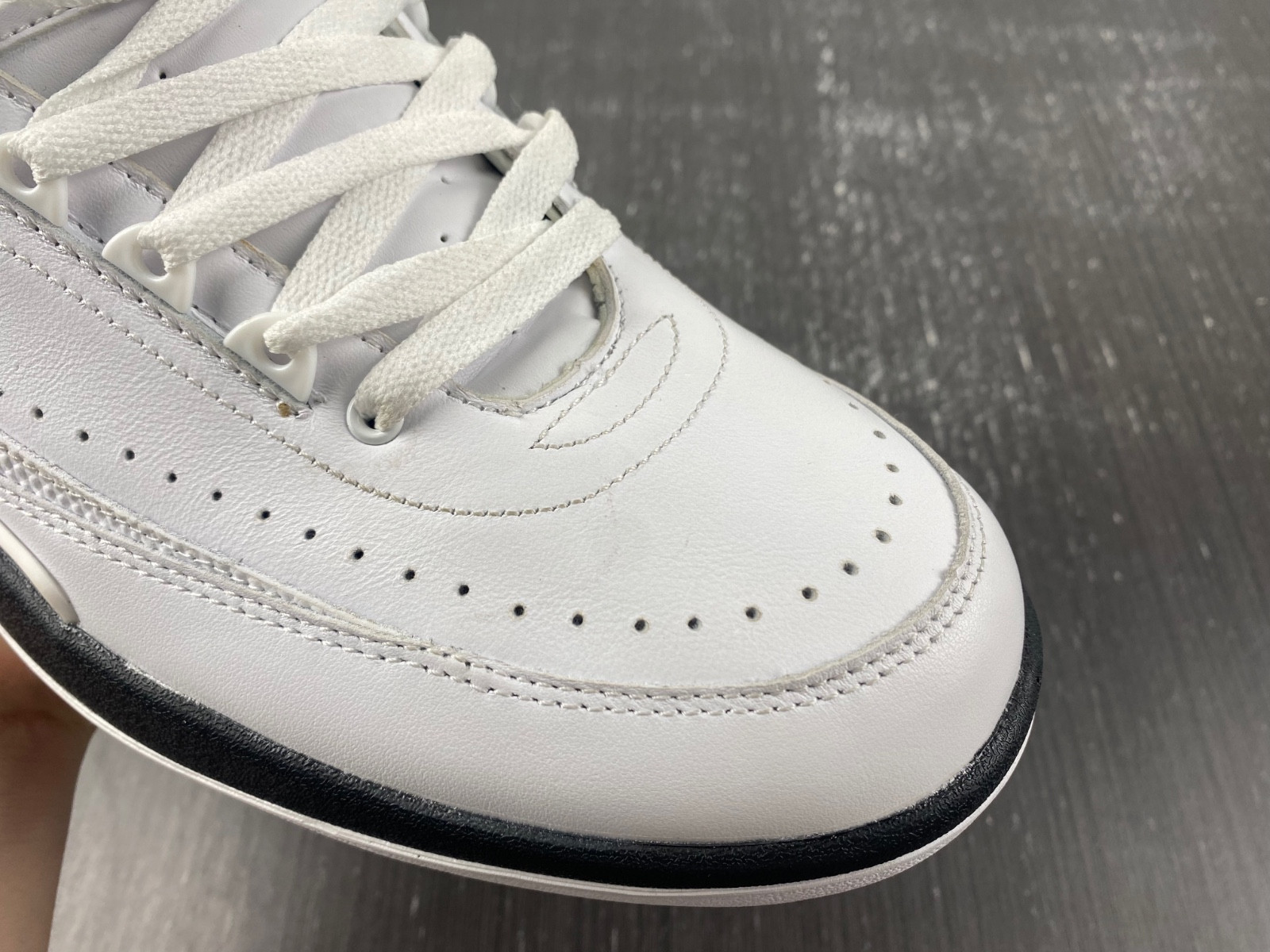 Air Jordan 2 OG “Chicago” DX2454-106