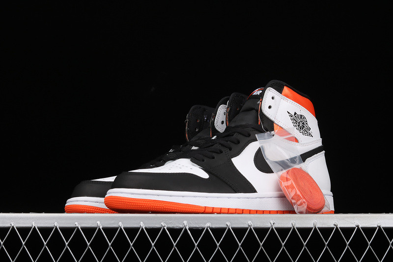 Air Jordan 1 High OG “Electro Orange” 555088-180