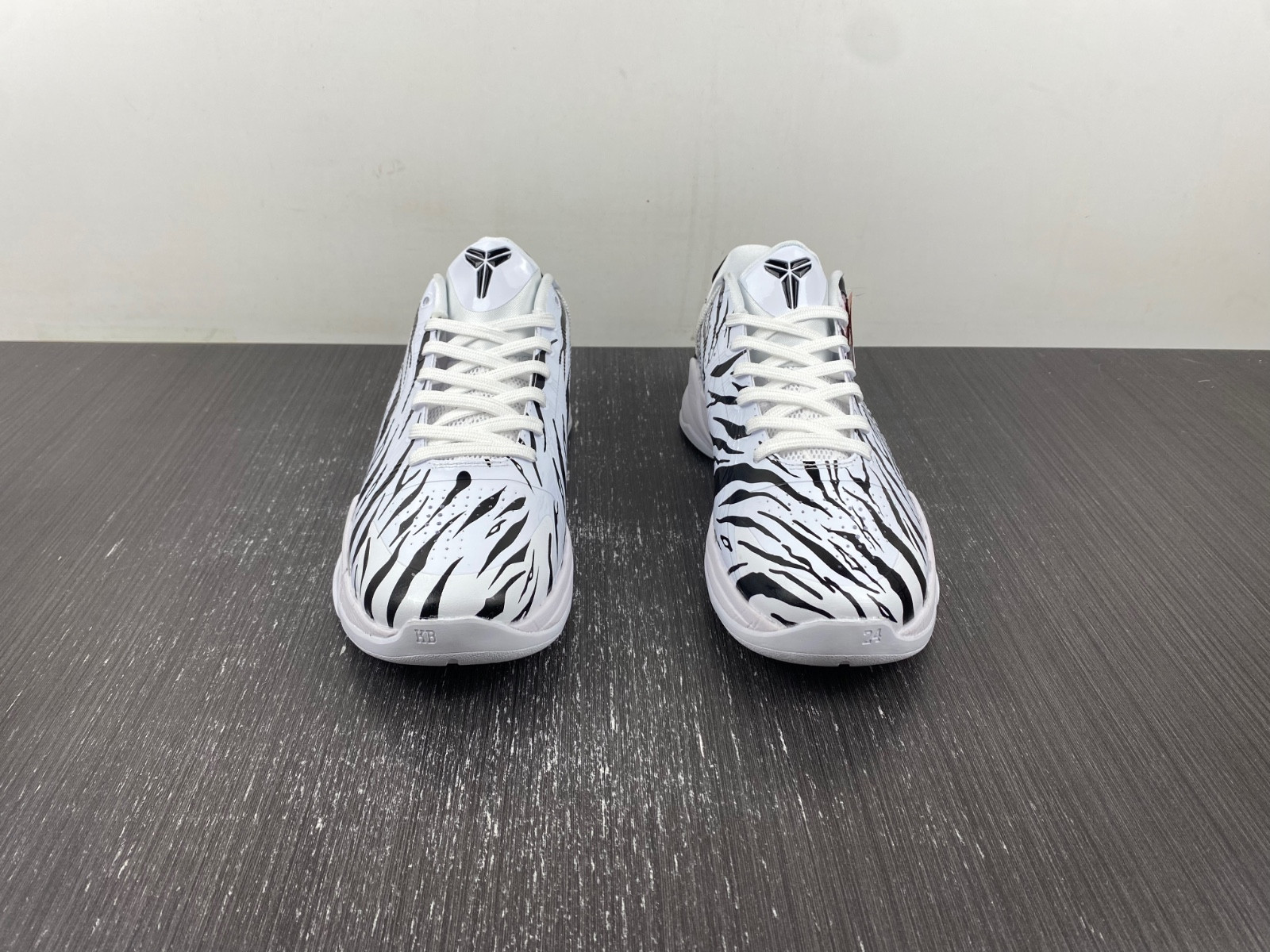 Nike Kobe 5 DB4796-556