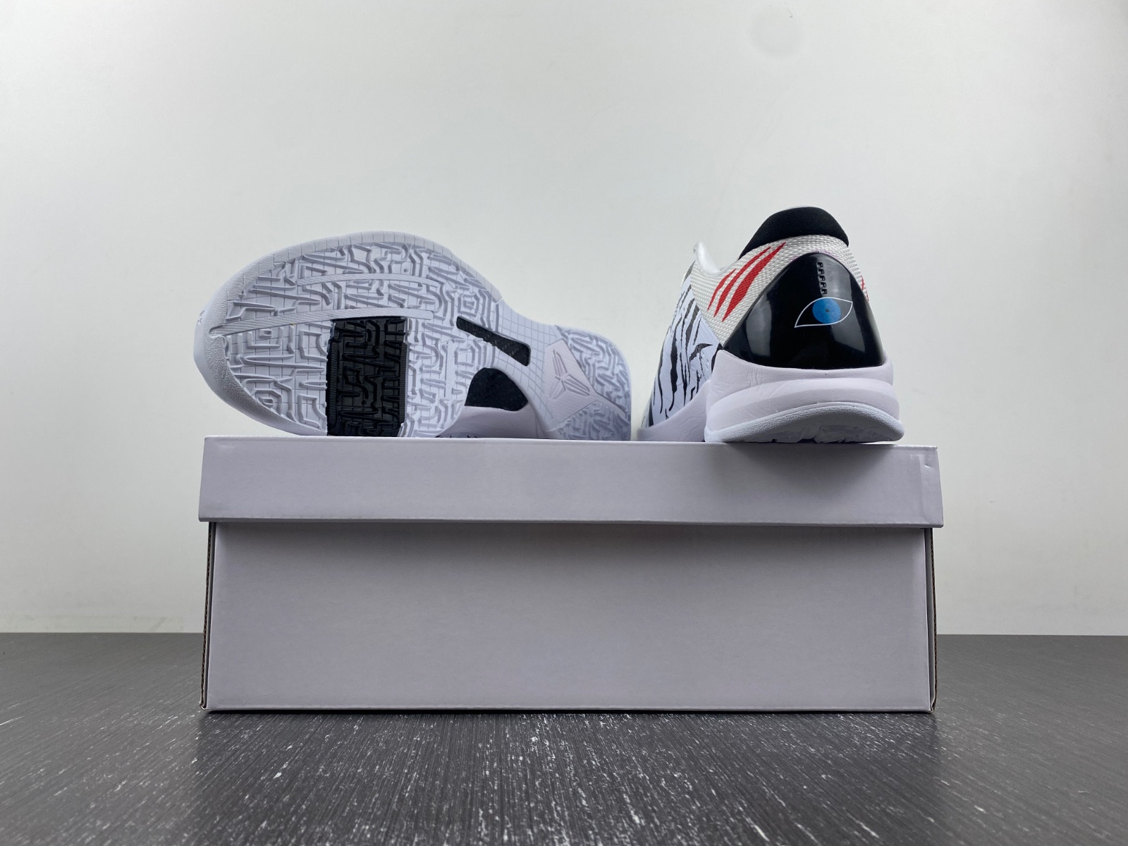 Nike Kobe 5 DB4796-556