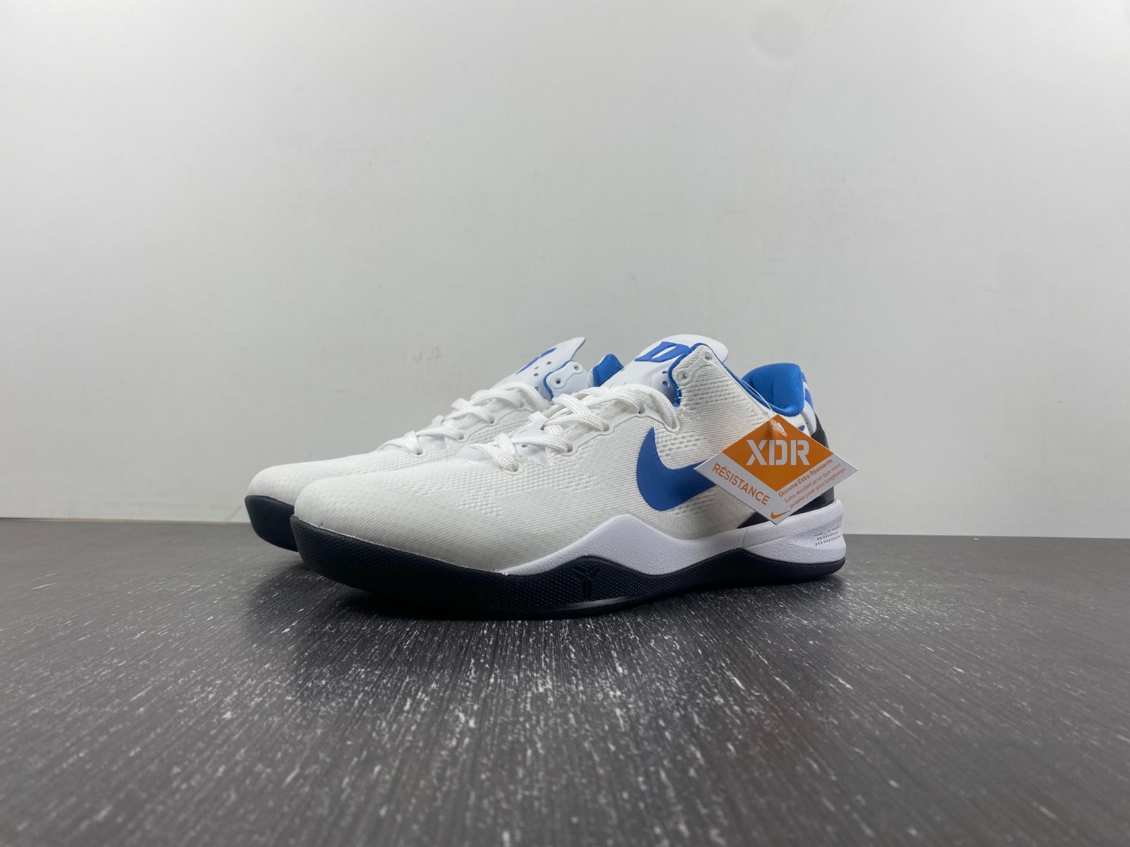 KOBE 8 ''MILK SNAKE''  555035-201