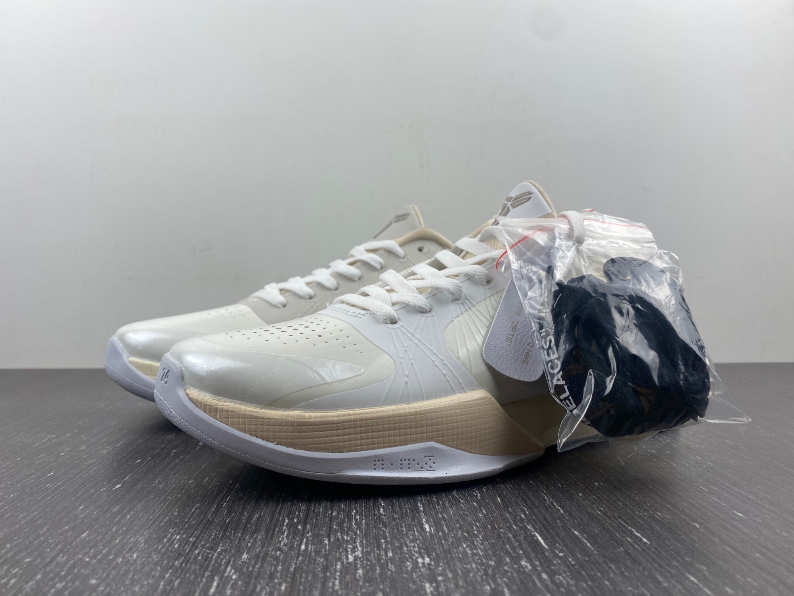 Nike Kobe 5 Protro  DB4796-101