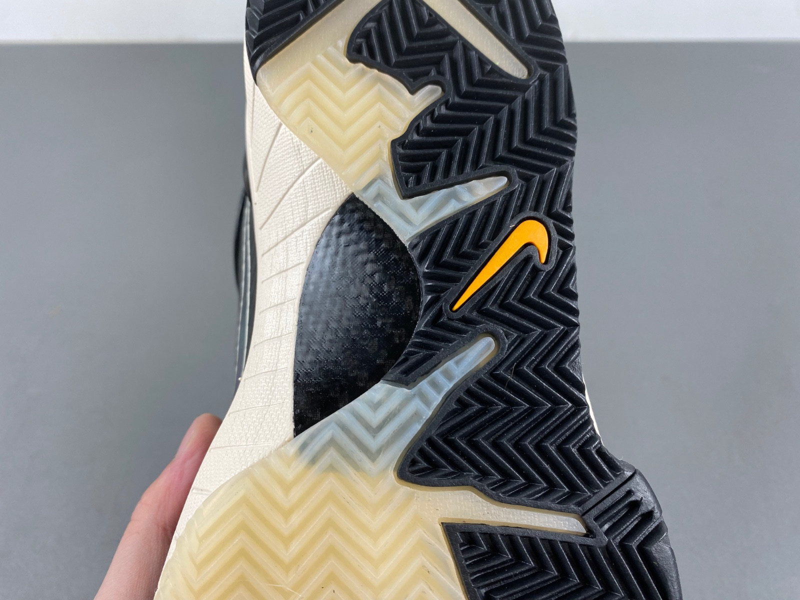 Undefeated x Kobe 4 Protro